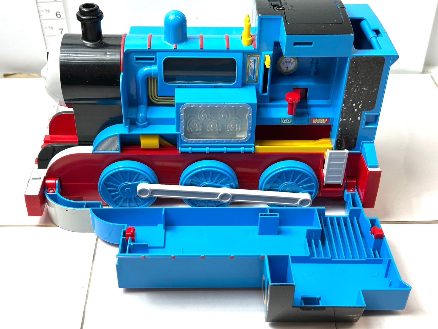 現状品 プラレール あそべるエンジンビッグトーマス 簡易動作確認済み 音が出ます 12/26