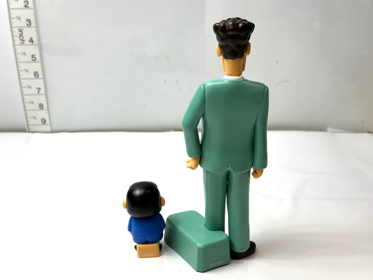 現状品 クレヨンしんちゃん コスプレしんちゃんフィギュアvol.6 カエル＆野原家フィギュア～家族写真～ vol.1 2/11