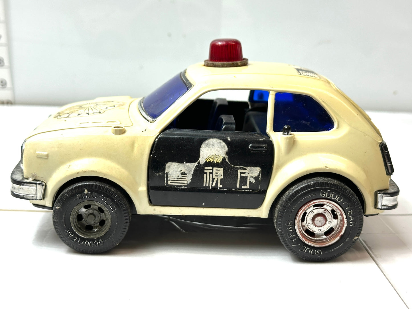 現状品 米澤玩具 ヨネザワトイズ ホンダ シビック パトカー ミニカー 左右ドアとリアハッチはワンタッチでオープンします 全長約 20cm 12/26