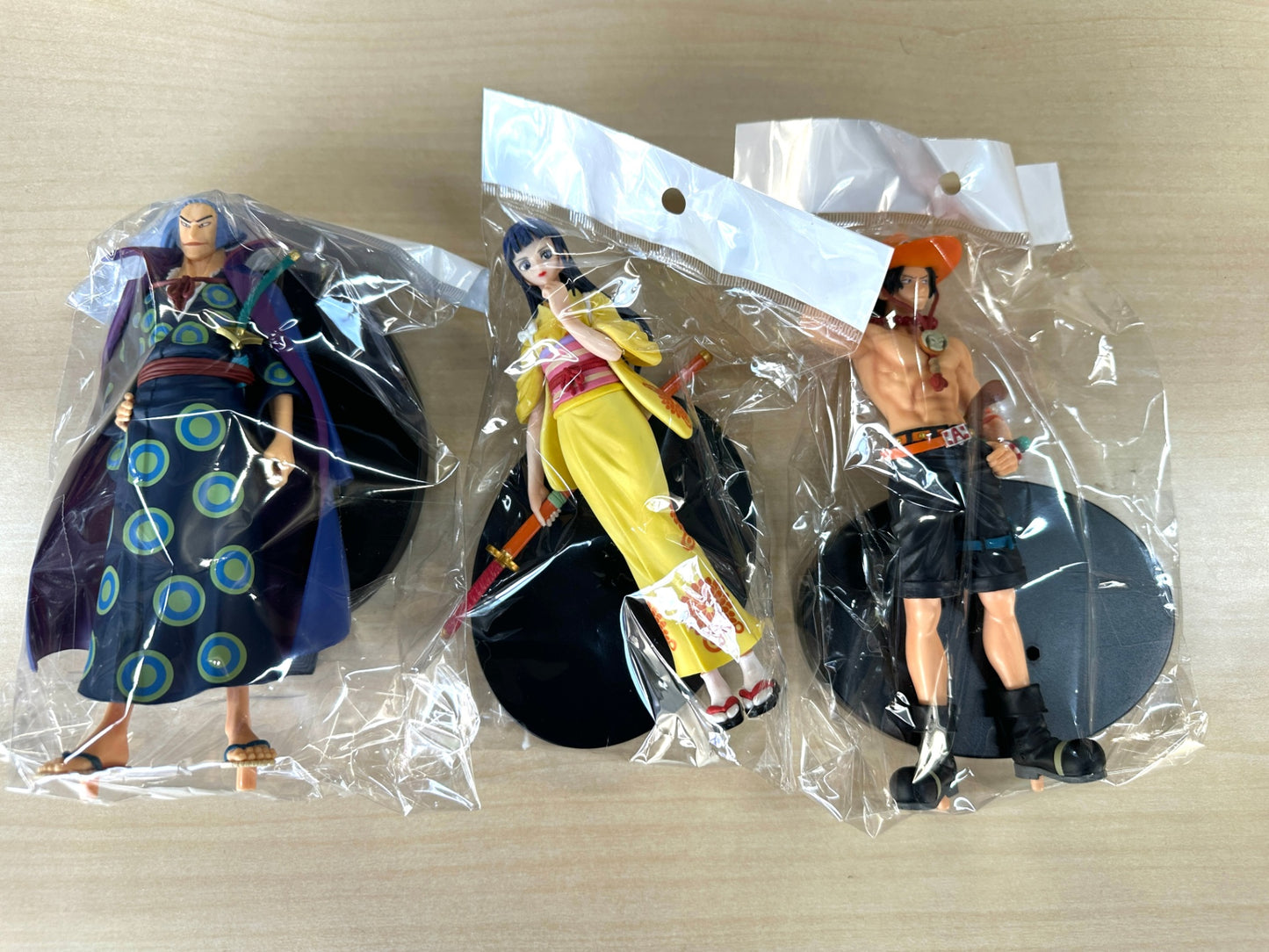 現状品 ONE PIECE ワンピース DXフィギュア～THE GRANDLINE 28個セット ヤソップ うるティ トラファルガー・ロー 傳ジロー お菊 他 5/7