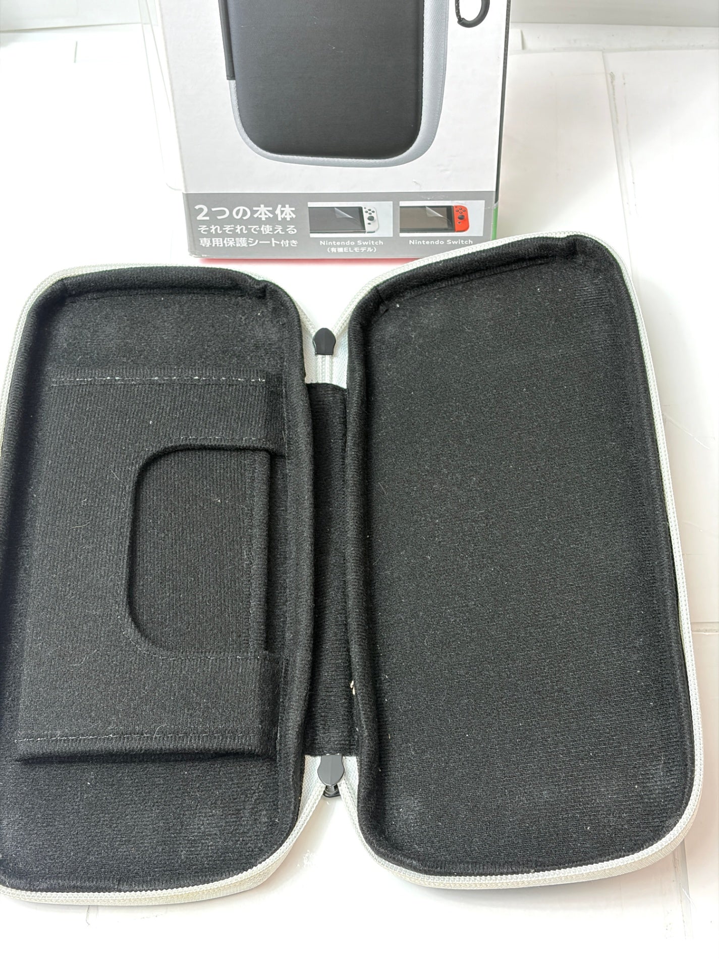 Nintendo Switch キャリングケース  純正