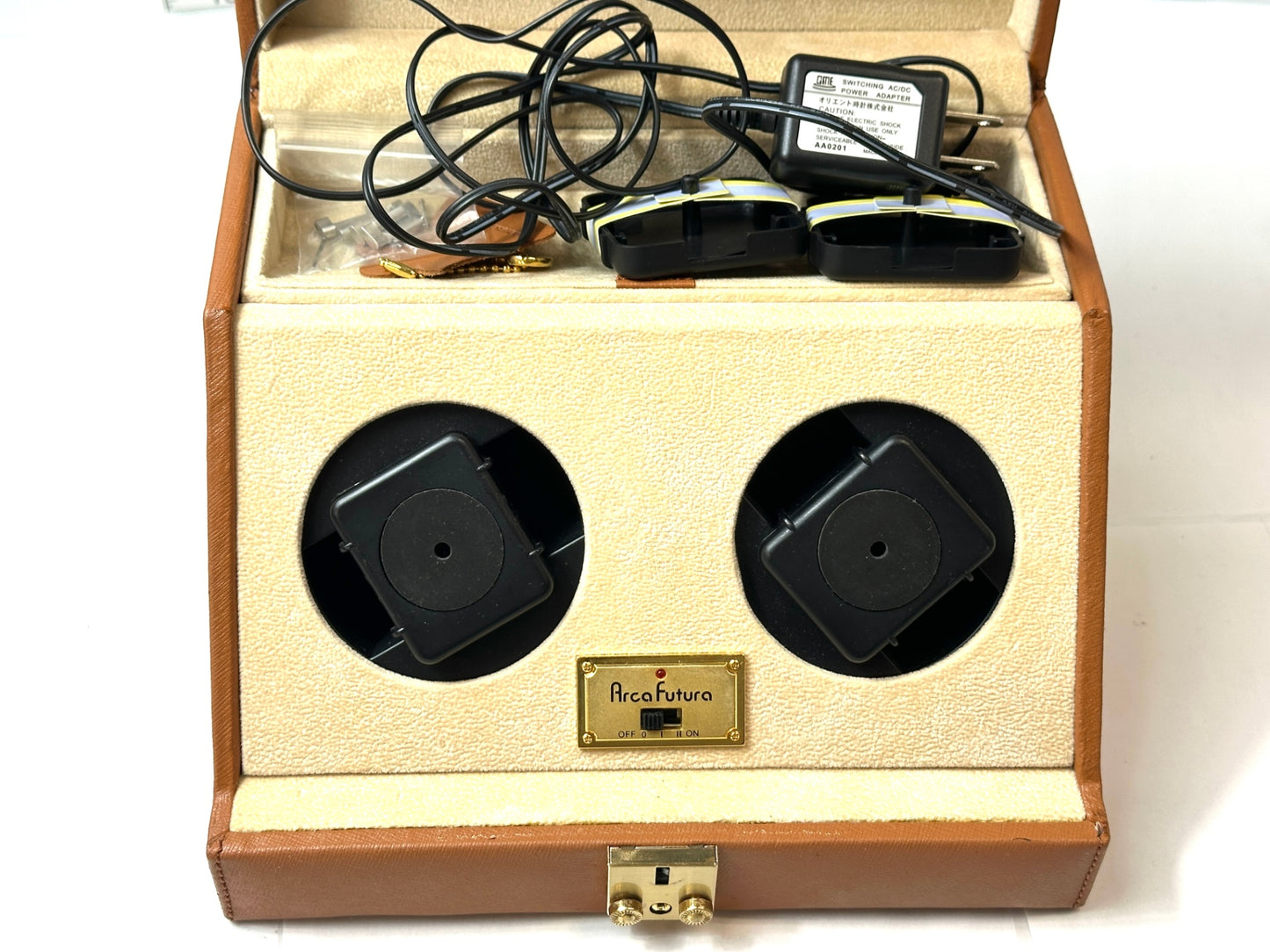 動作未確認 Arca Futura アルカフトゥーラ ウォッチワインダー ワインディングマシーン 自動巻き上げ機 10/23