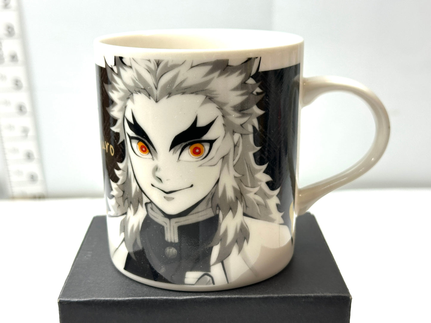 開封済み・未使用品 アニプレックス 鬼滅の刃 モノクローム マグカップ 煉獄杏寿郎 日本製 12/19
