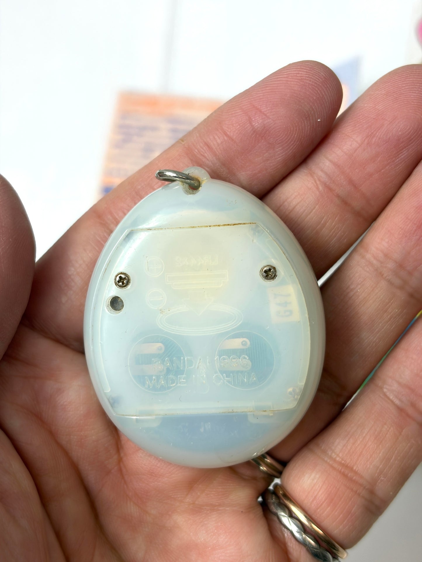 たまごっち 初代 グレー 赤ボタン 取説・台紙付き BANDAI 1997