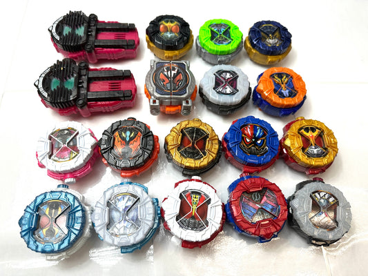 現状品 仮面ライダージオウ DXディケイド ライドウォッチ DXウォズライドウォッチ 他 18個セット 9/12