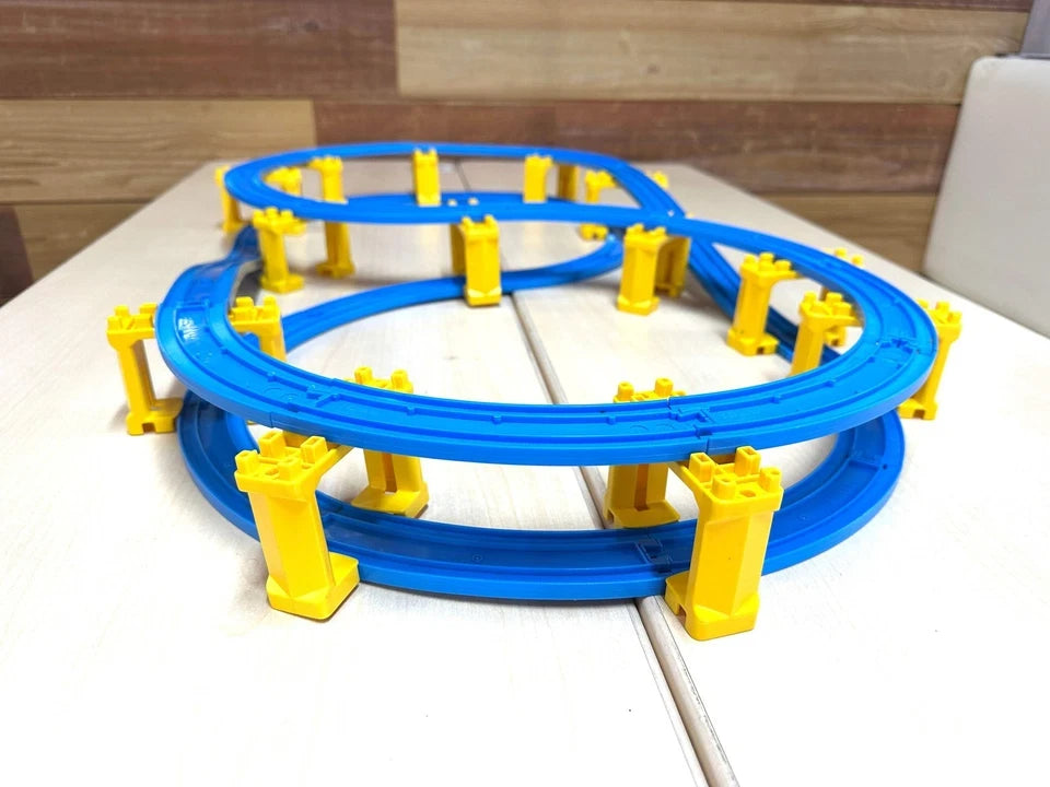 すぐ遊べる！現状品 タカラトミー プラレール レールレイアウト 8の字レールセット 2段タワー TAKARA TOMY 4/6