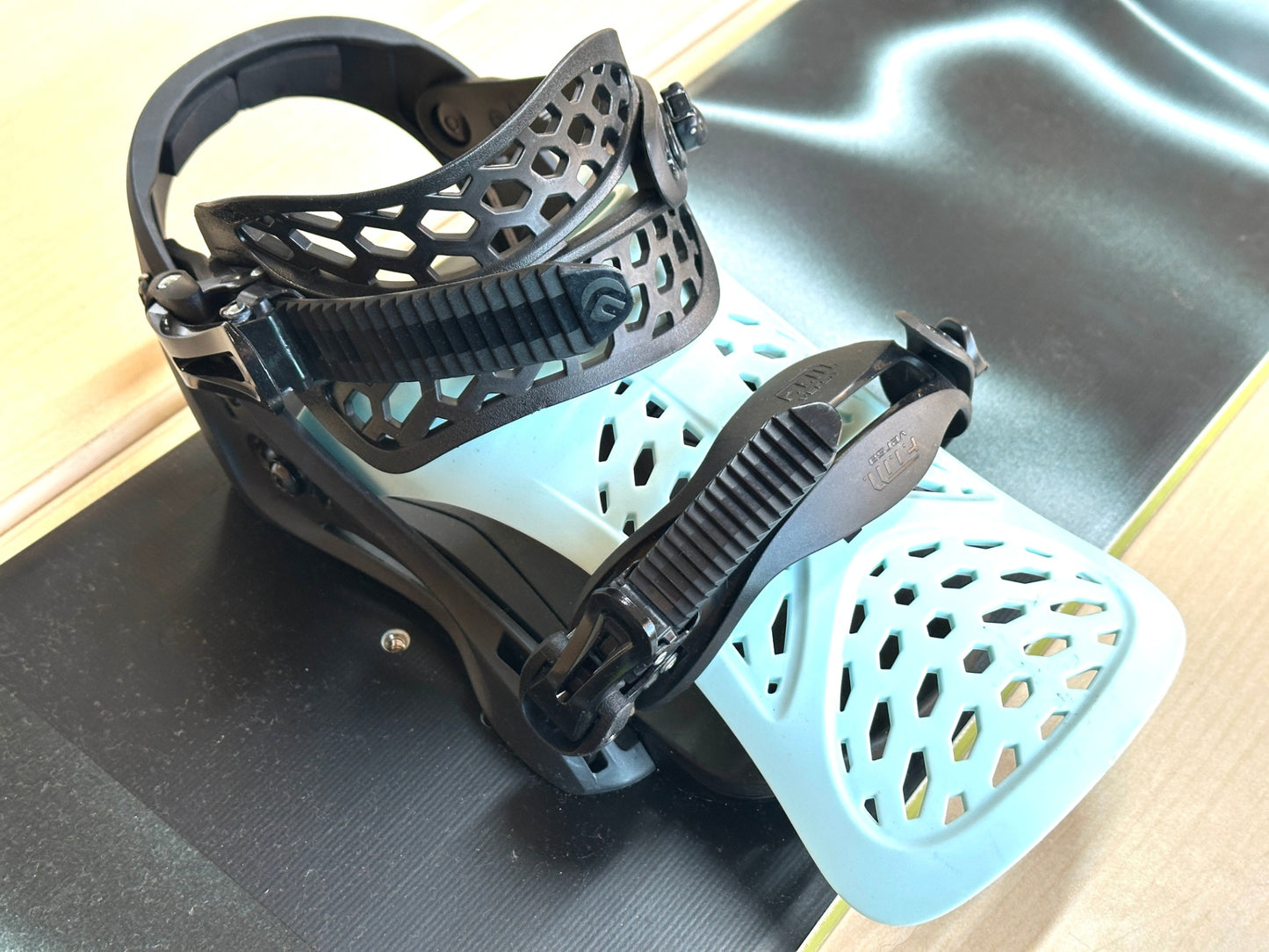 現状品 スノーボード RIDE AGENDA 149cm 21-22モデル ビンディング FLUX PR MLザイズ 2/20