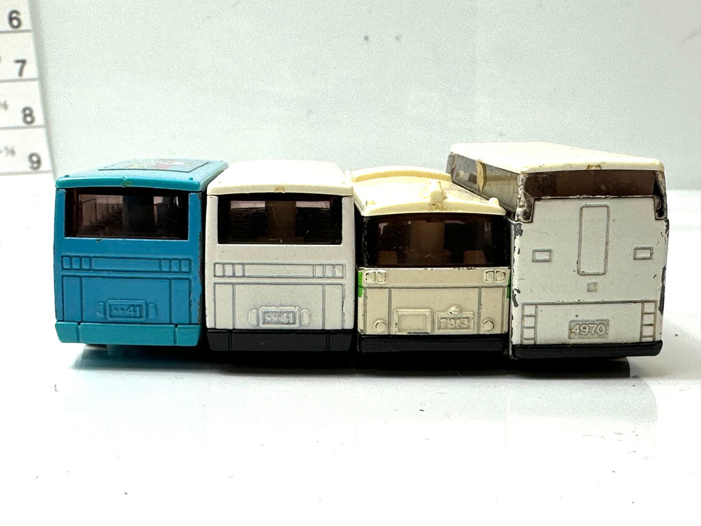 現状品トミカ ミニカー まとめセット 作業車 バス パトカー 他 三菱キャンター清掃車 日産 ディーゼルミキサー車 三菱ふそう トラッククレーン 三菱トーイングトラクター 1/12