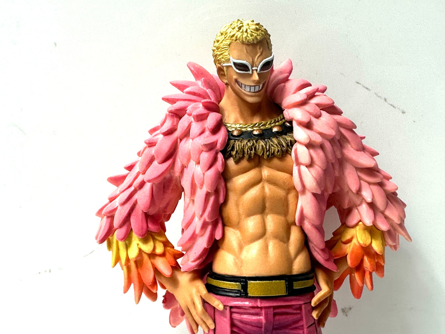 現状品 バンプレスト ワンピース DXF THE GRANDLINE MEN 15TH EDITION vol.8 ドフラミンゴ フィギュア 1/16