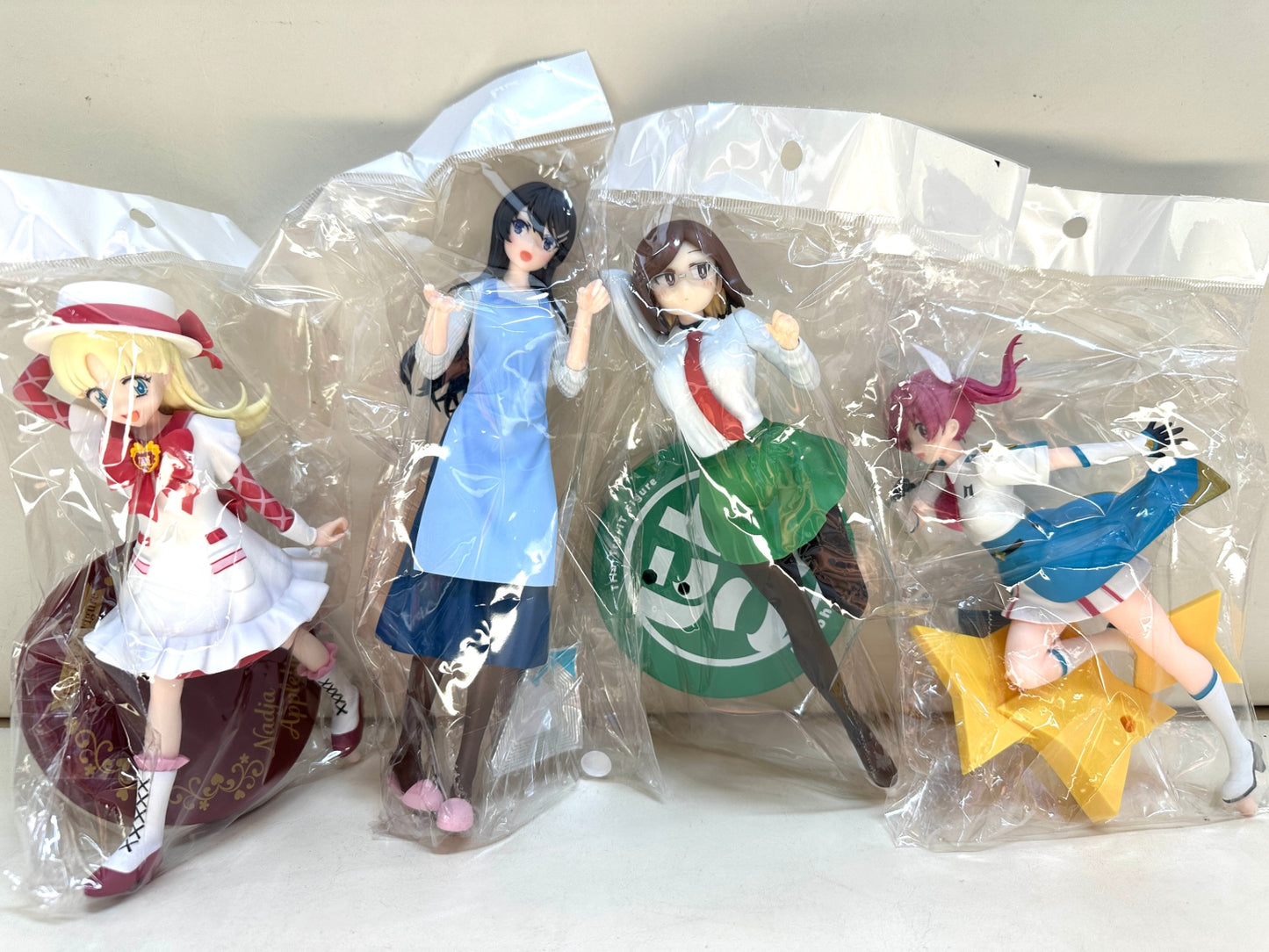 現状品 女子 女の子 美女 アニメキャラ フィギュア 50個セット アニキャラ 桜島麻衣 ナージャ ブラック・マジシャン・ガール 朝凪依 甘神夕奈 茅森月歌 他 4/3