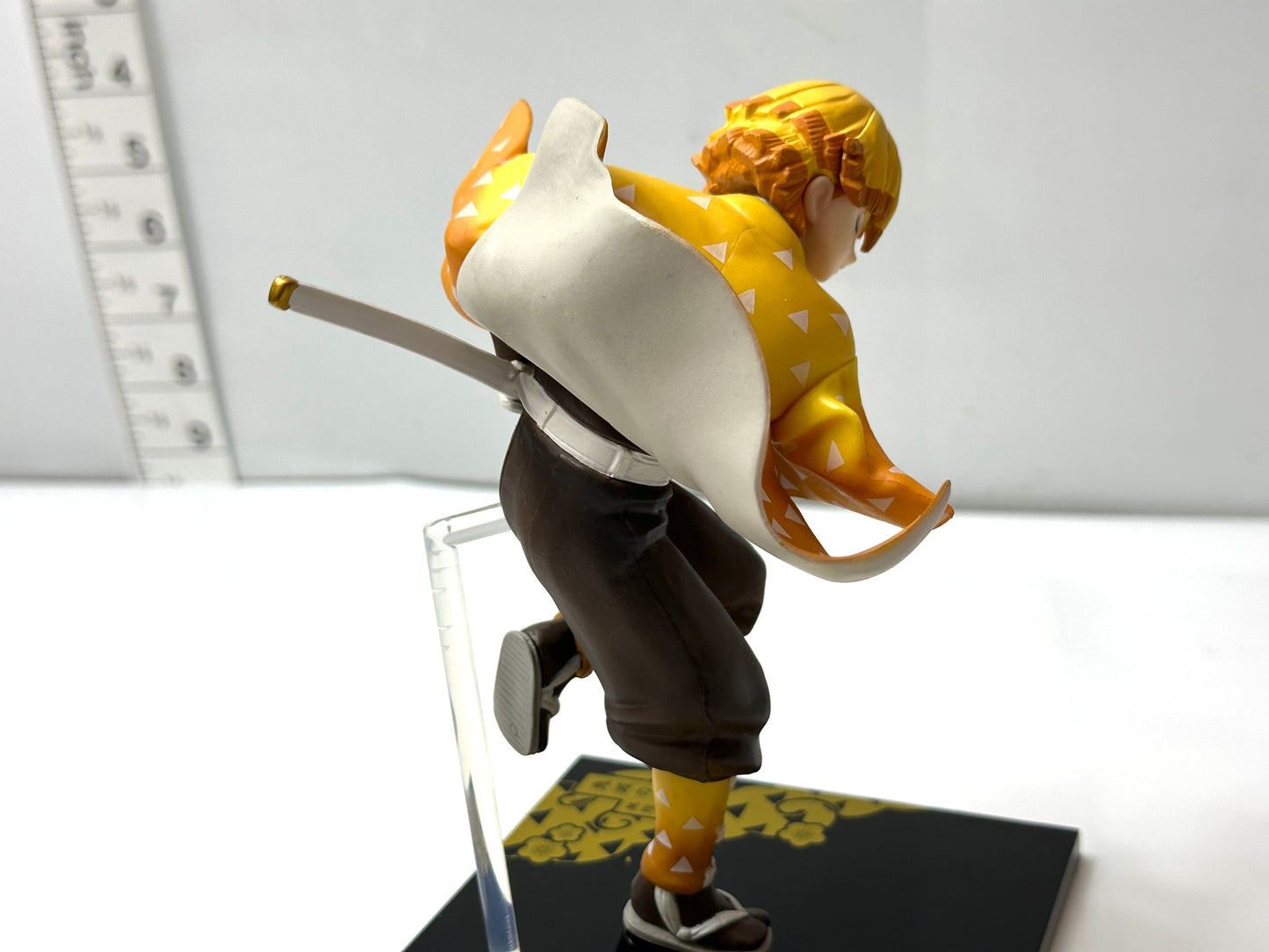 現状品 鬼滅の刃 一番くじ 無限列車編 C賞 我妻善逸 フィギュア 1/21