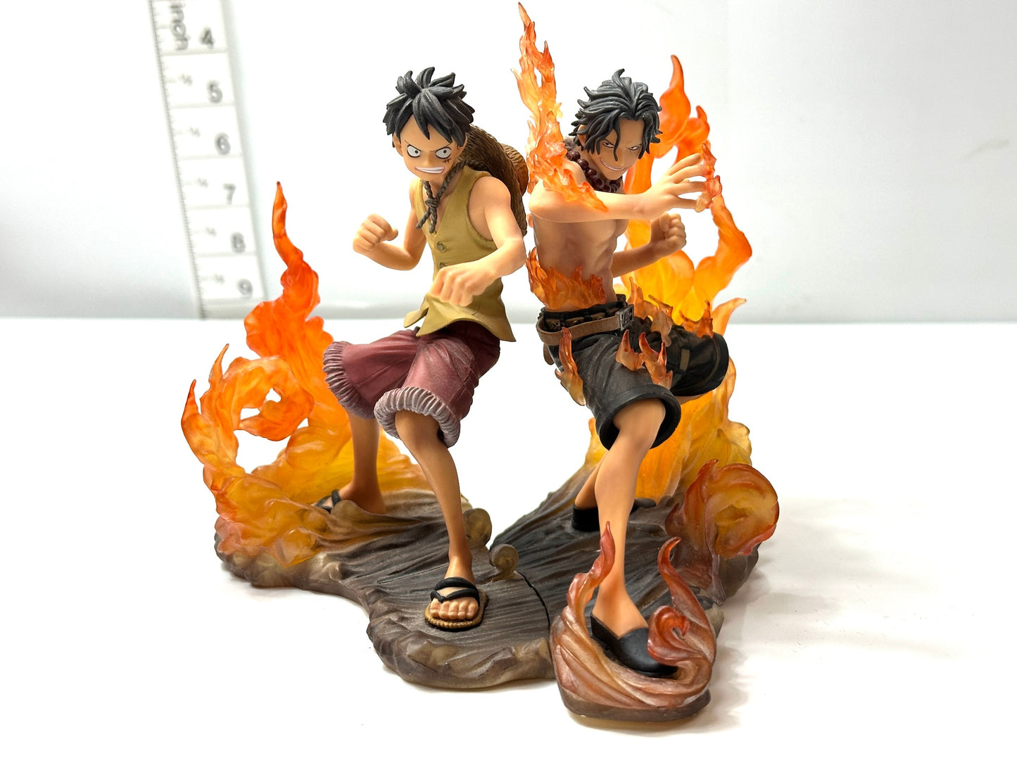 現状品 バンプレスト ワンピース DXF BROTHER HOOD  ルフィ、エース フィギュア 1/9