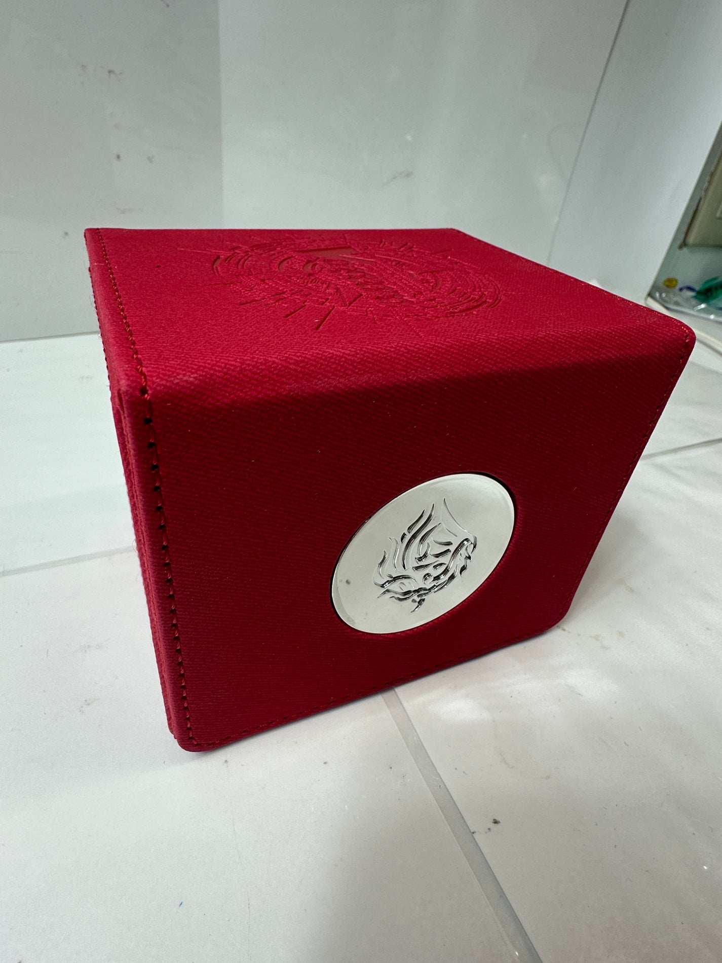 【店舗買取品】　外箱傷み有り　GameGenic カードデッキボックス – デッキボックス:カードファイト ヴァンガード ネイションズボールト ドラゴンエンパイア (50枚) – 丈夫で頑丈なカード収納 – カードファイト!! ヴァンガード対応