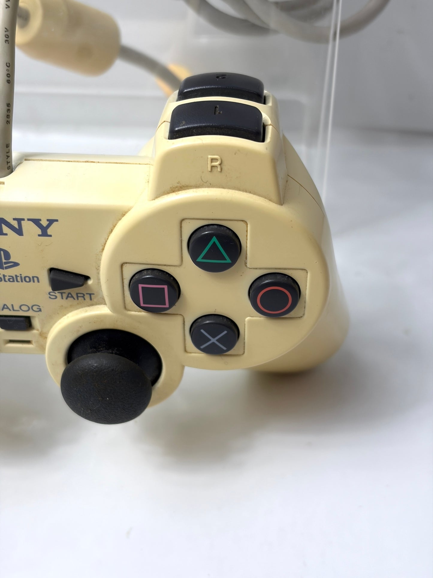 日焼け　SONY 純正 PS2 コントローラー デュアルショック2 セラミック・ホワイト DUALSHOCK2 SCPH-10010