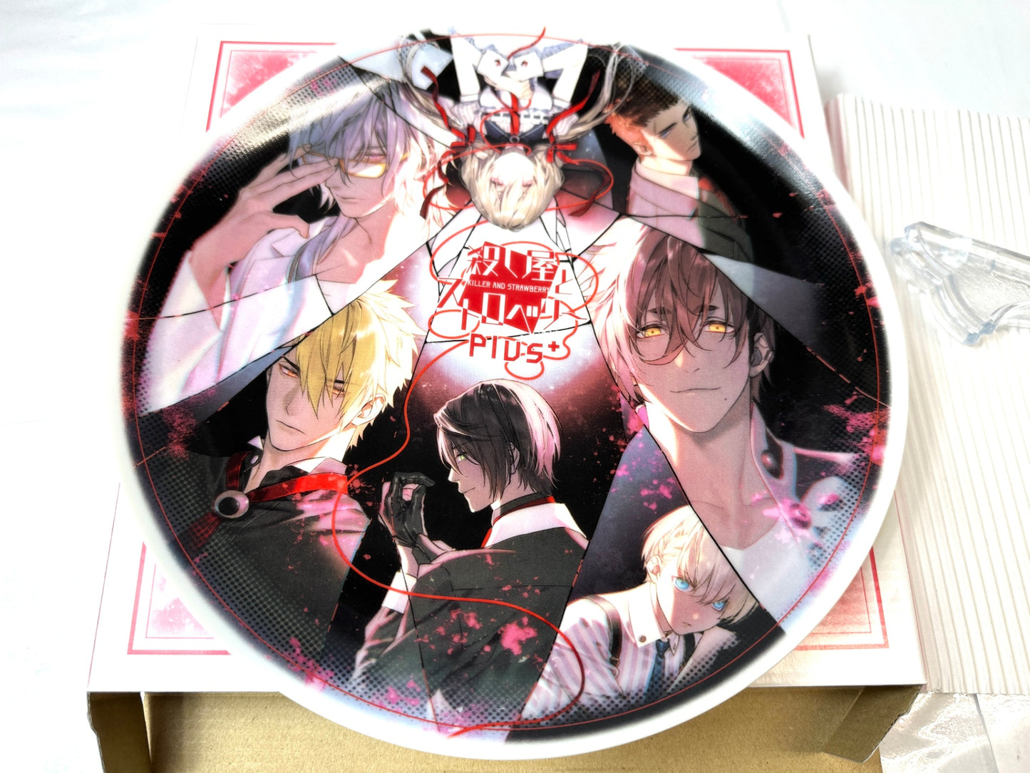 開封済み・未使用品 ブロッコリー 第28期 株主優待品 殺し屋とストロベリー Plus/神々の悪戯 Unite Edition プレート 皿 食器 2個セット 10/8