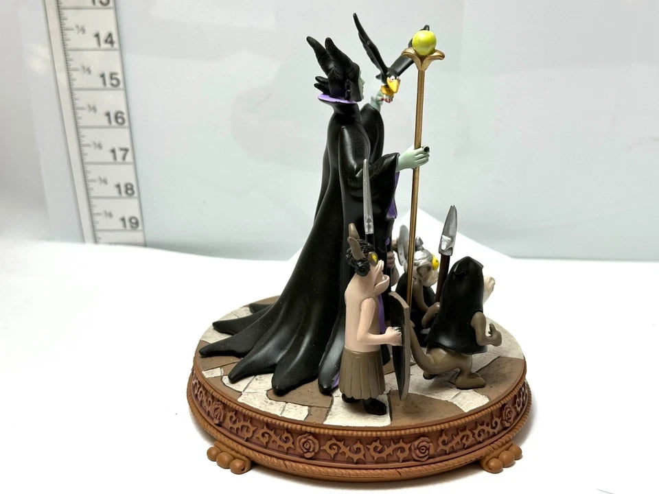 現状品 ディズニーストーリーコレクション 眠れる森の美女 魔女マレフィセント ディズニーストア限定 フィギュア 3/6