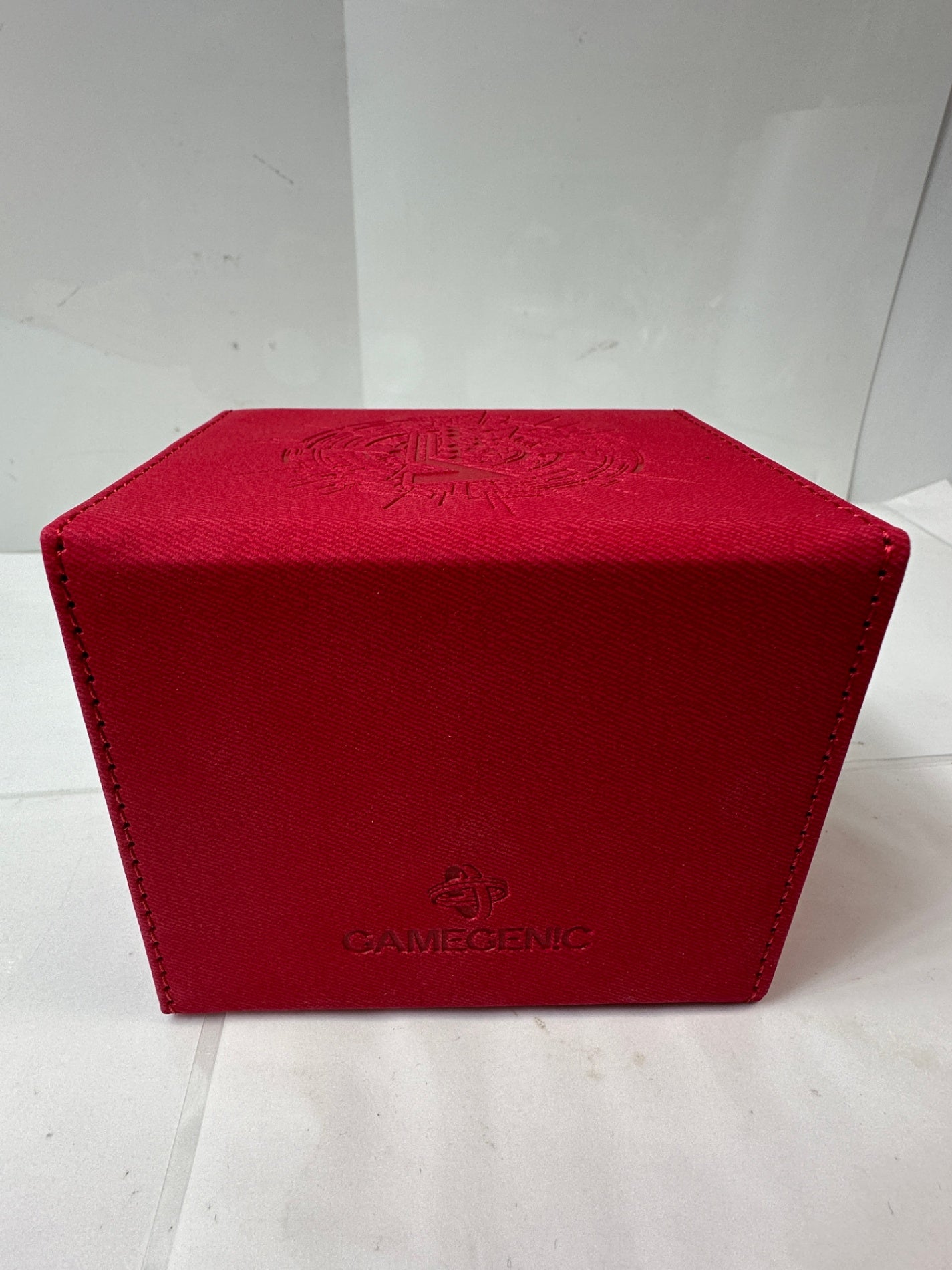 【店舗買取品】　外箱傷み有り　GameGenic カードデッキボックス – デッキボックス:カードファイト ヴァンガード ネイションズボールト ドラゴンエンパイア (50枚) – 丈夫で頑丈なカード収納 – カードファイト!! ヴァンガード対応