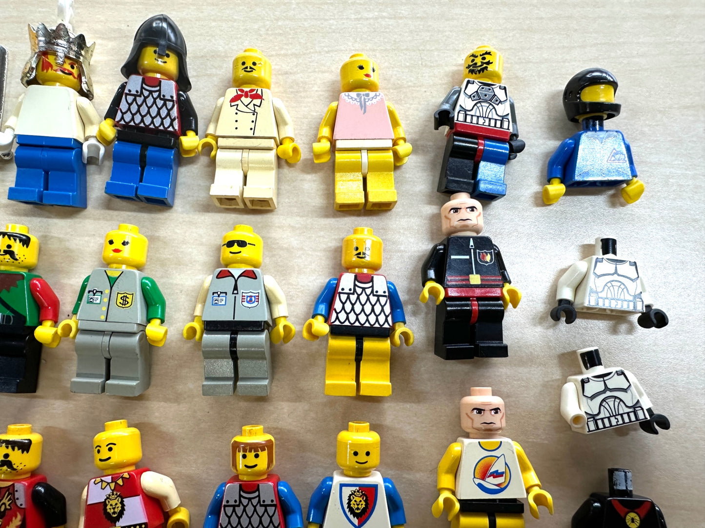 ジャンク 未検品 レゴシステム LEGO SYSTEM 6090 ロイヤルキング城 1995年 ミニフィグ 8/27