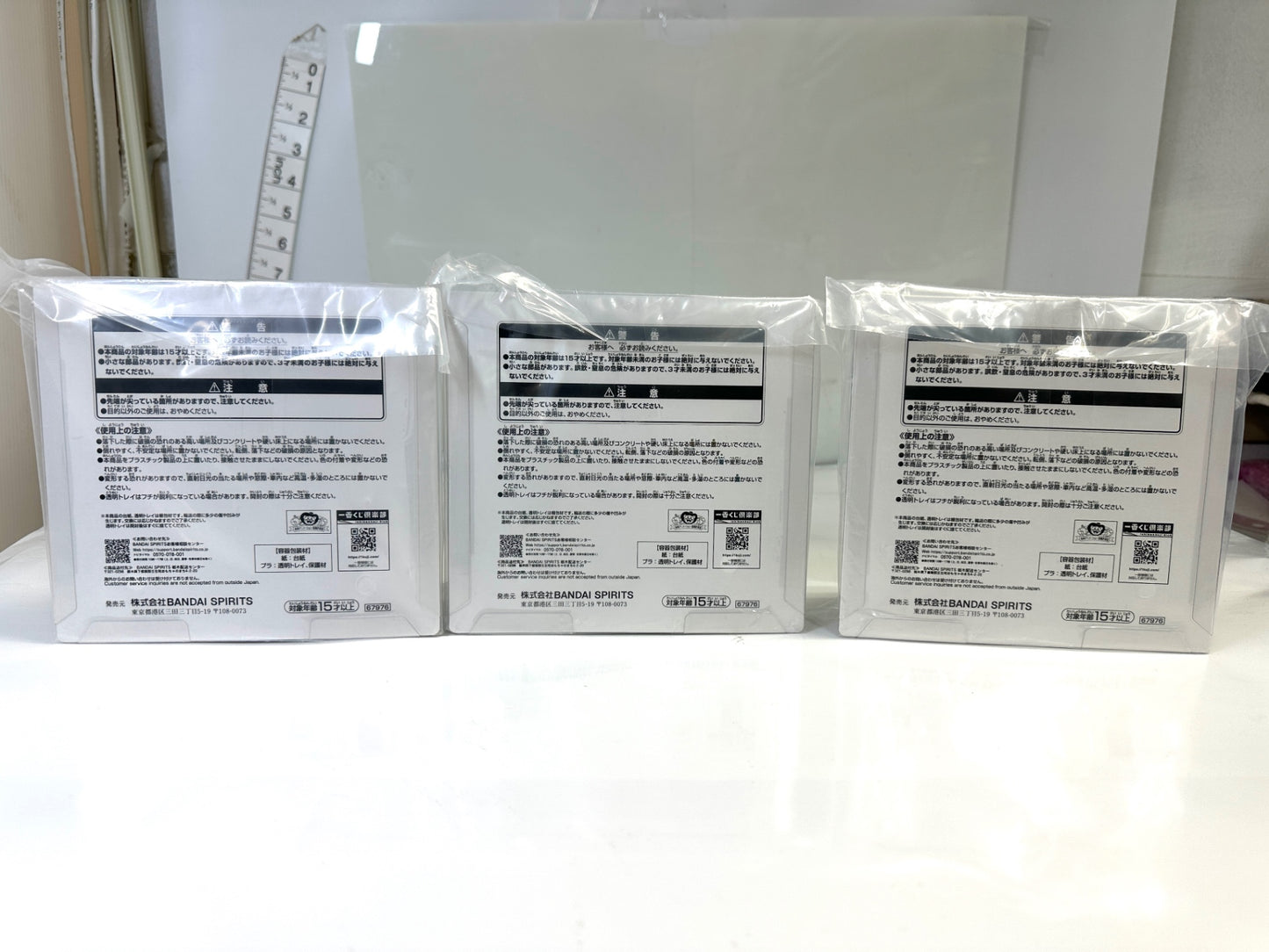一番くじ ワンピース 赤髪海賊団 E賞 はこにわーるど 2種３個セット ルフィとバギー  ルフィとシャンクス フィギュア 8/28