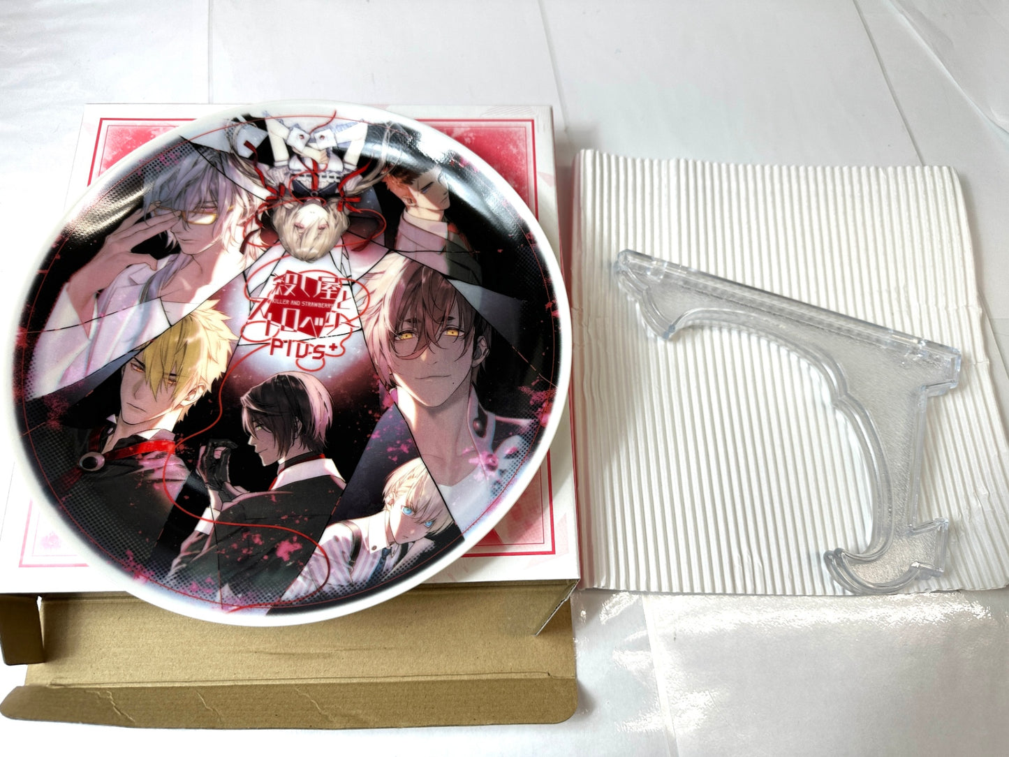 開封済み・未使用品 ブロッコリー 第28期 株主優待品 殺し屋とストロベリー Plus/神々の悪戯 Unite Edition プレート 皿 食器 2個セット 10/8