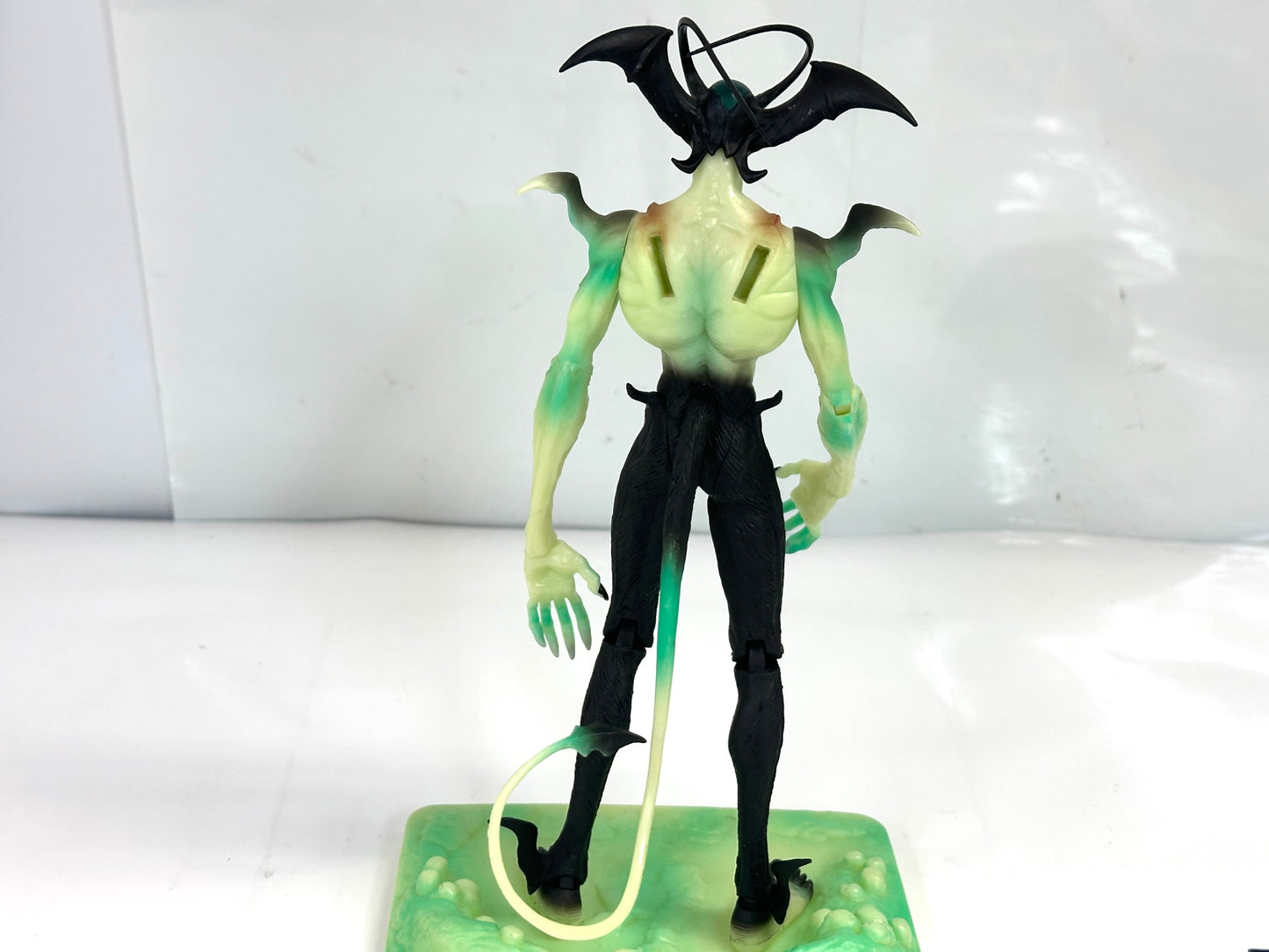 フューチャーモデルズ ART STORM ウイングドデビルマン アクションフィギュア 蓄光仕様 韮沢靖 6/10