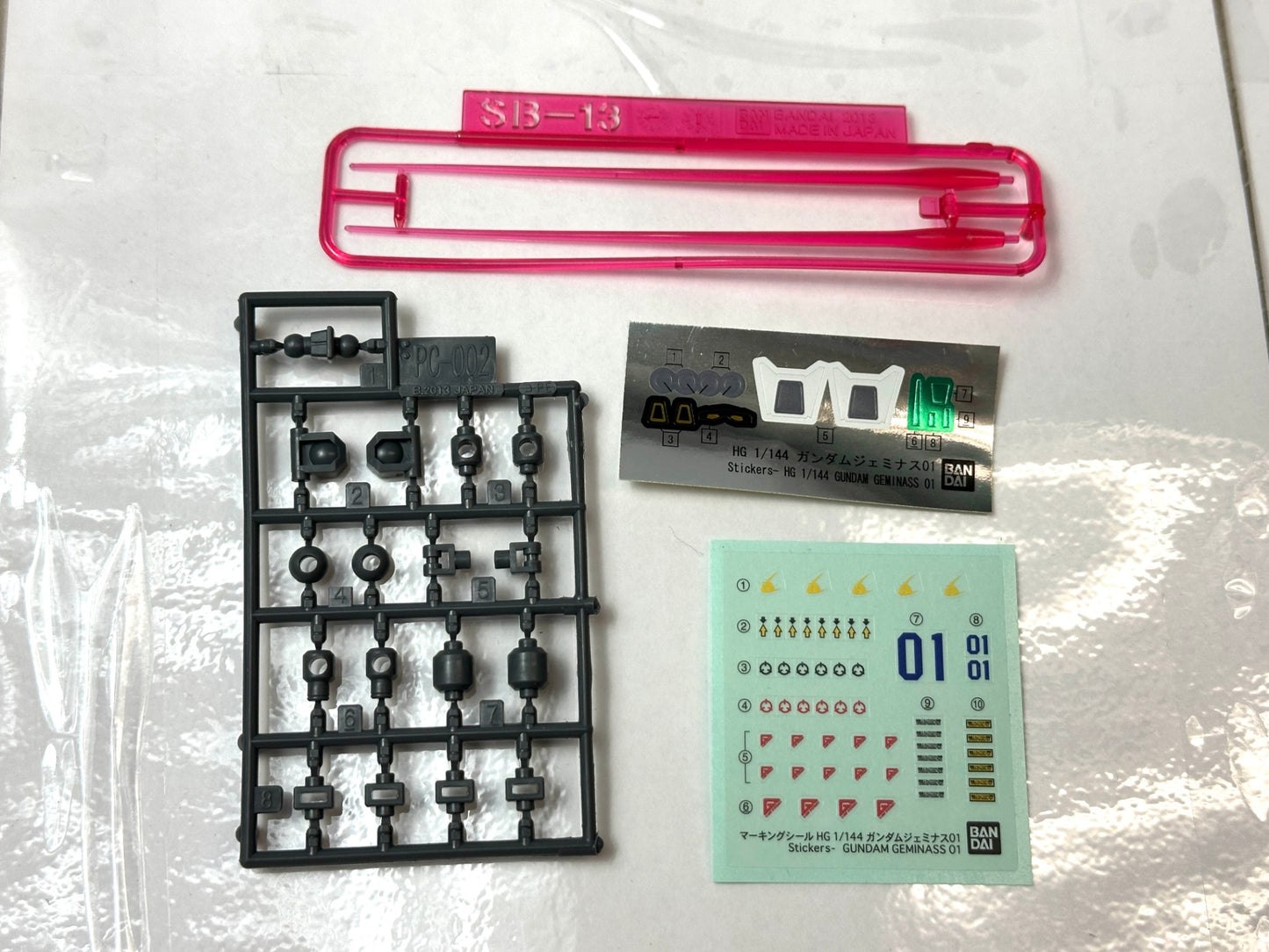 未組立品 HG 1/144 ガンダムジェミナス01＆ HG 1/144 ガンダムジェミナス01用アサルトブースター＆高機動型ユニット ガンプラ 12/2