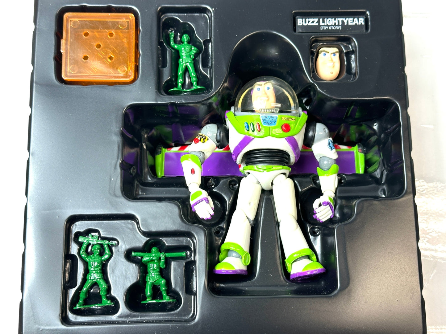 海洋堂 特撮リボルテック No.011 トイ・ストーリー バズ・ライトイヤー アクションフィギュア 11/12