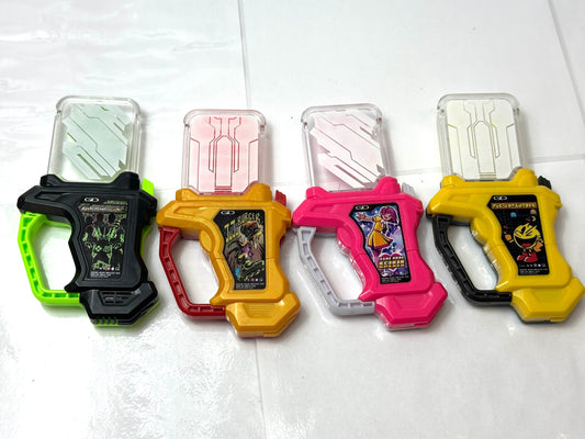 仮面ライダーエグゼイド ガシャット 4個セット GP パックアドベンチャー/ときめきクライシス/ジュージューバーガー/仮面ライダークロニクル 9/12