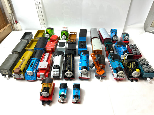 現状品 プラレール他 トーマス車両まとめセット TS-19消防車フリン/TS-20流線形トーマス/スペンサーTS-10/ヒロTS07/ディーゼルTS09 他 9/22