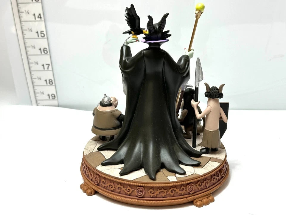 現状品 ディズニーストーリーコレクション 眠れる森の美女 魔女マレフィセント ディズニーストア限定 フィギュア 3/6