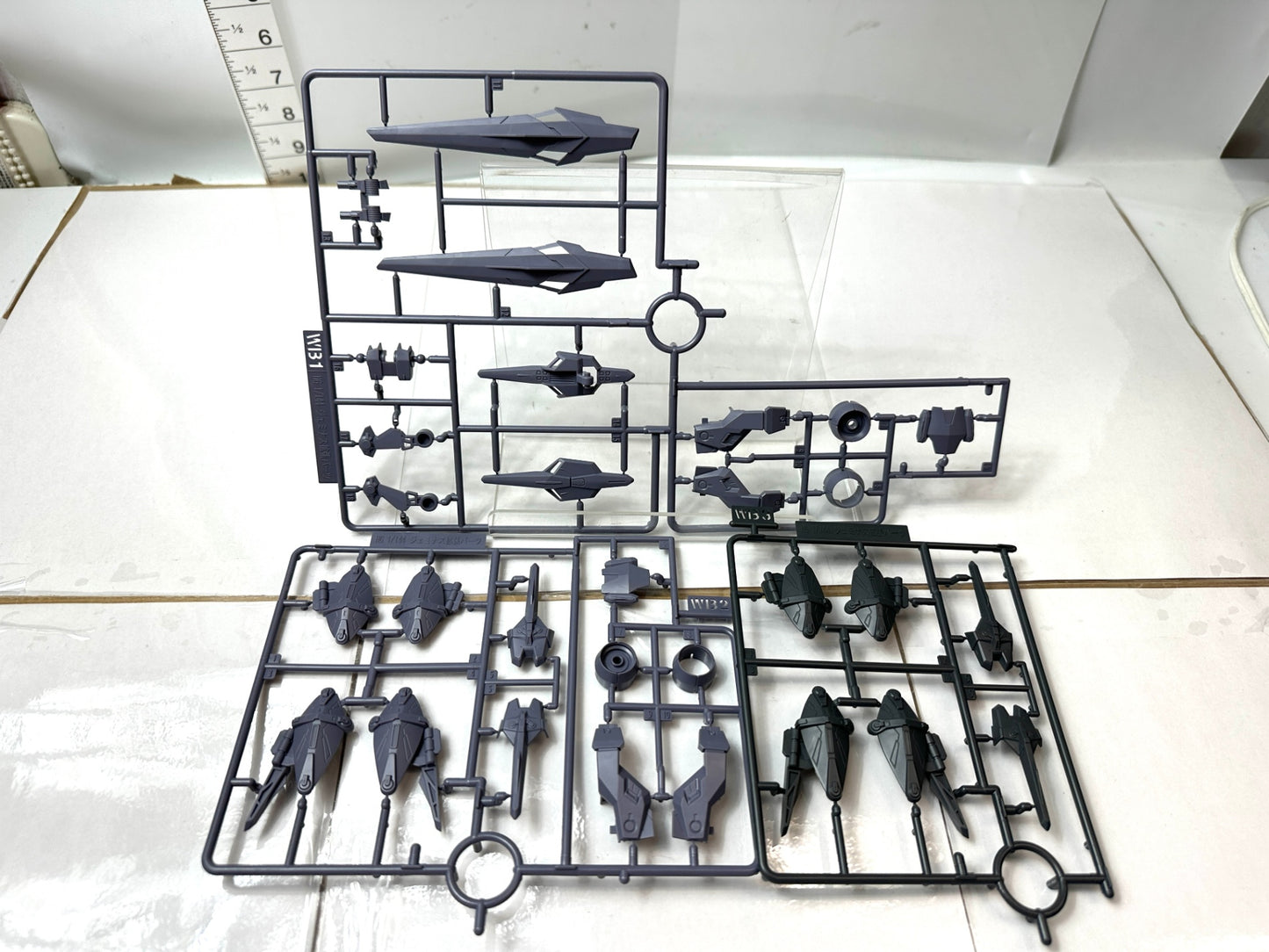 未組立品 HG 1/144 ガンダムジェミナス01＆ HG 1/144 ガンダムジェミナス01用アサルトブースター＆高機動型ユニット ガンプラ 12/2