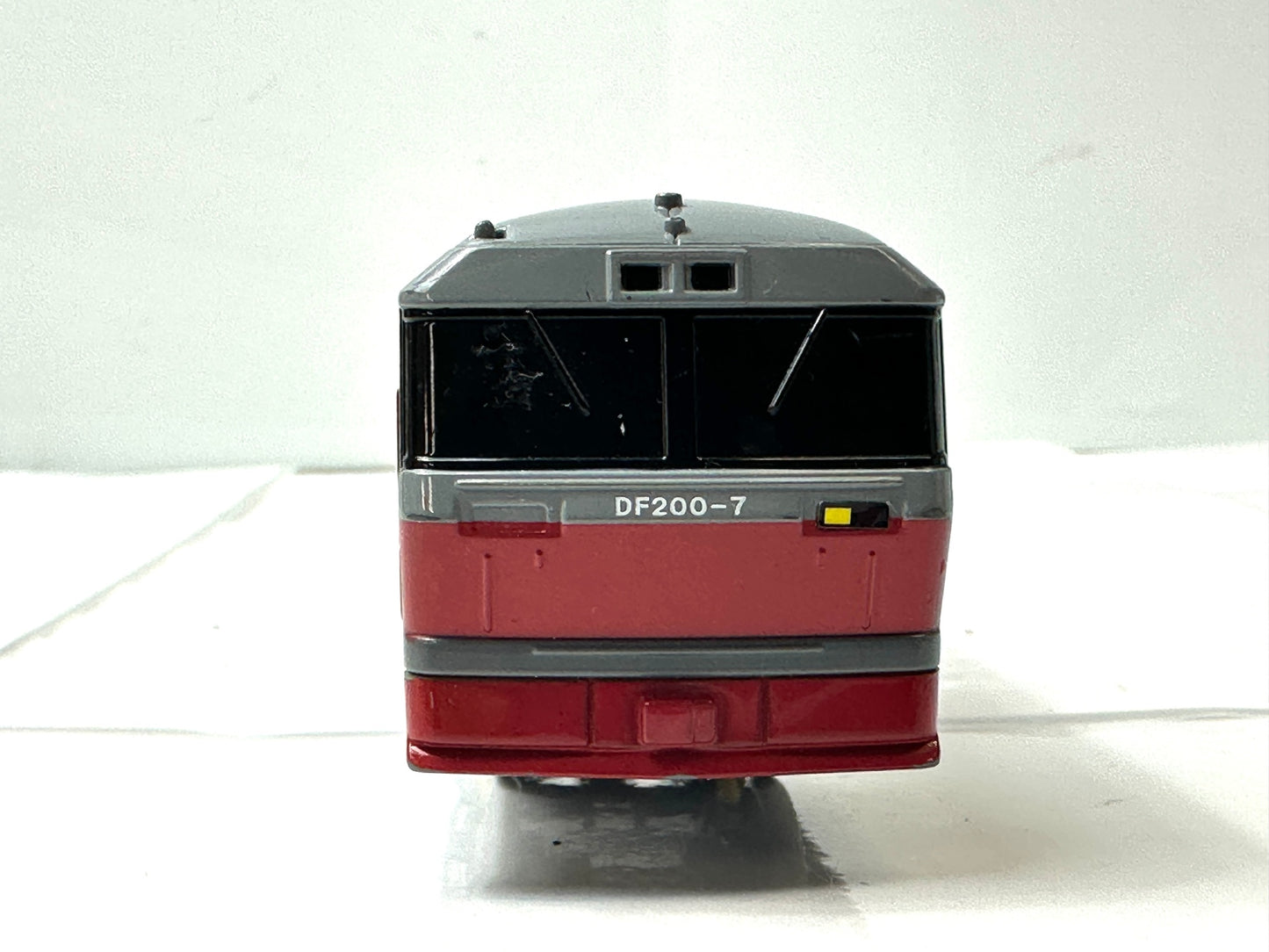 タカラトミー 動作未確認 ジャンク扱い プラレール 絶版品 S-27 DF200 レッドベア 動力車1両 9/22