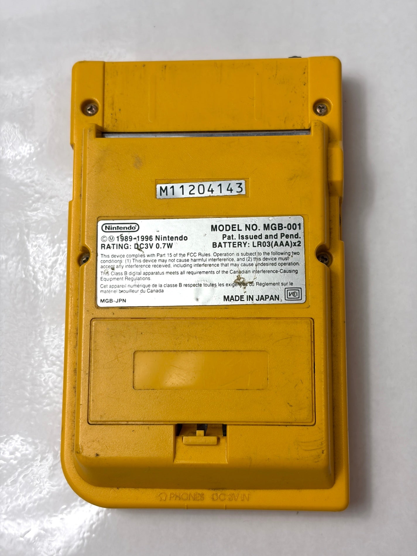 ジャンク　任天堂 ゲームボーイポケット イエロー 本体 MGB-001 Nintendo Game Boy Pocket Yellow