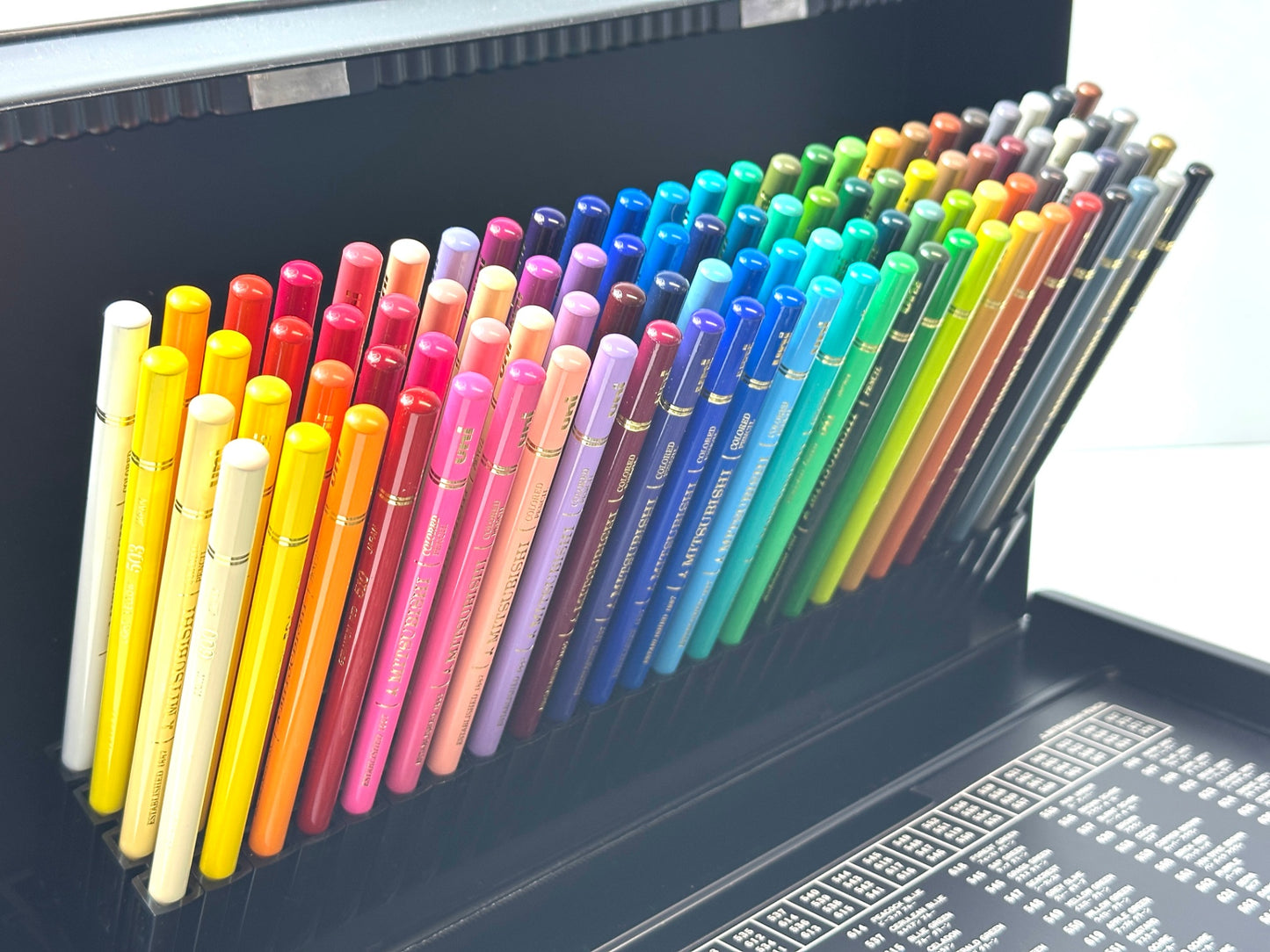 未使用品 uni CORORED PENCIL 100 三菱鉛筆 ユニカラー 色鉛筆 100色 10/21