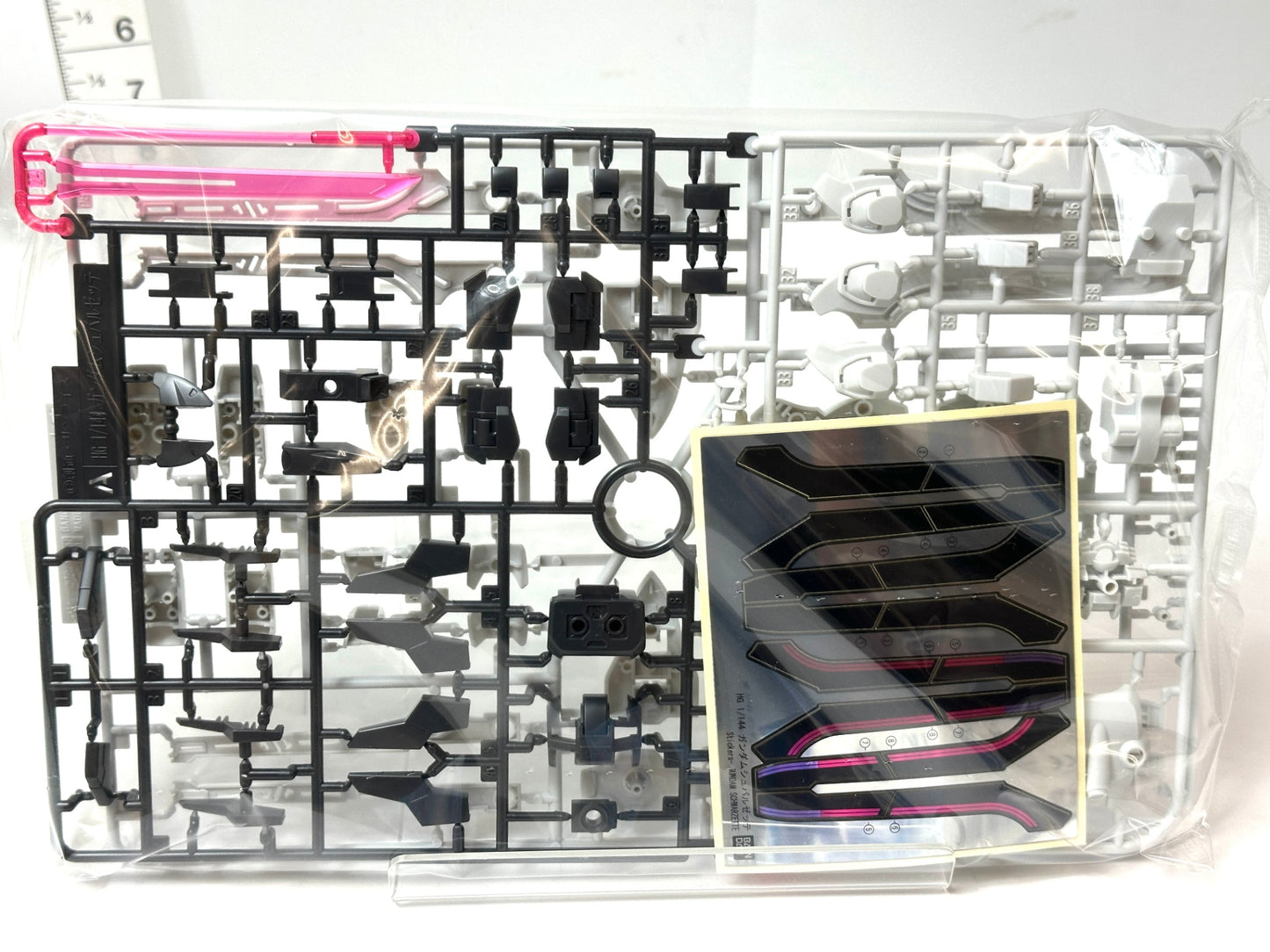 未組立品 説明書なし HG 機動戦士ガンダム 水星の魔女 ガンダムシュバルゼッテ 1/144スケール 色分け済みプラモデル BANDAI 8/5