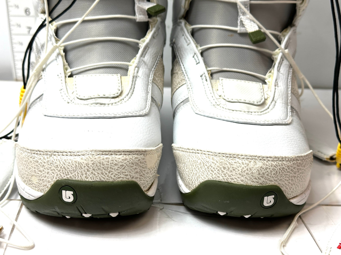 現状品 Burton バートン RULER ルーラー mprint 2メンズ スノーボード ブーツ 26cm ホワイト 12/23