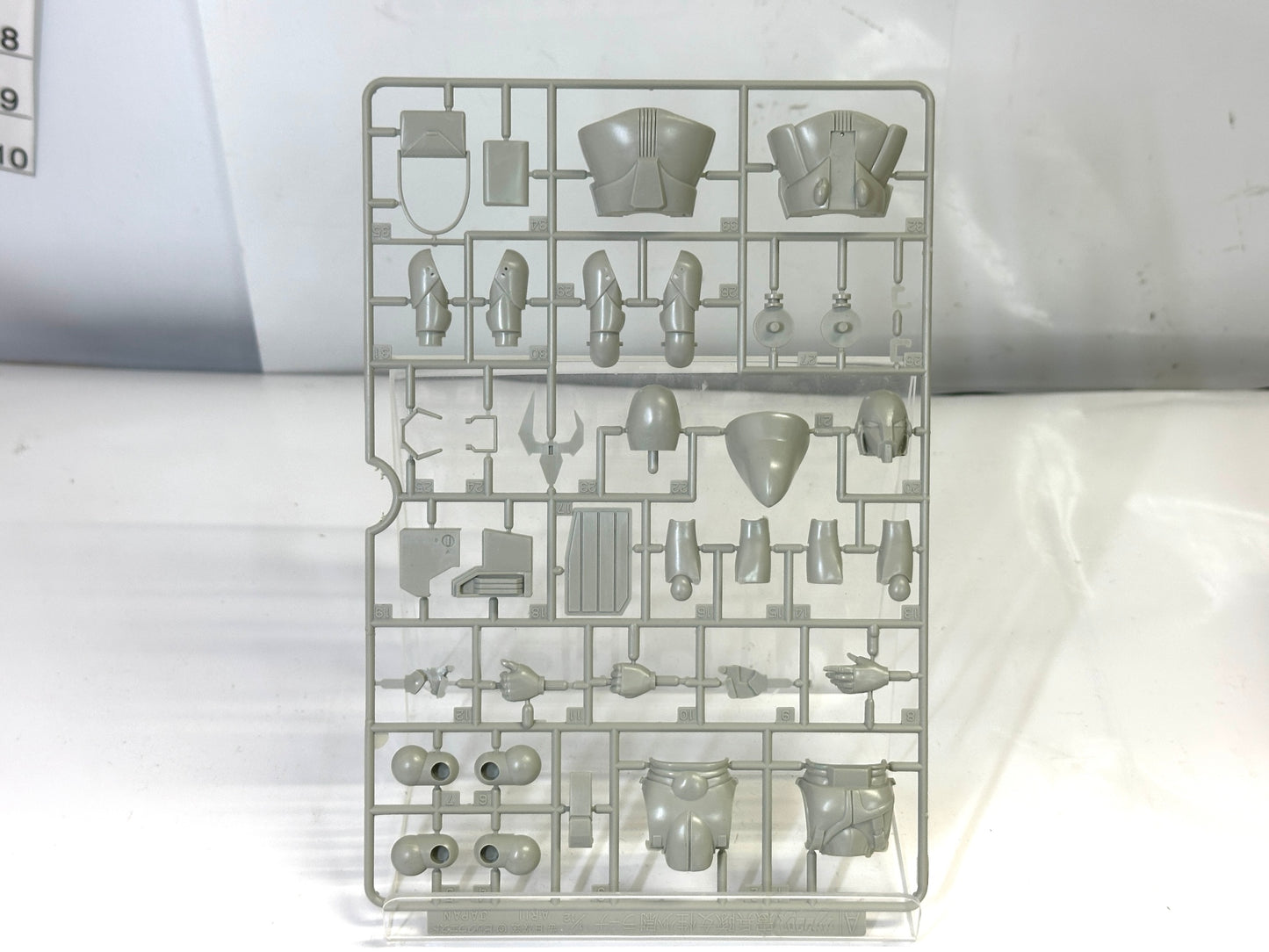 デカール欠品 未組立品 超時空騎団サザンクロス シリーズNo.1  女性憲兵隊 憲兵隊スーツ ラーナ少尉 1/12スケール プラモデル 5/29