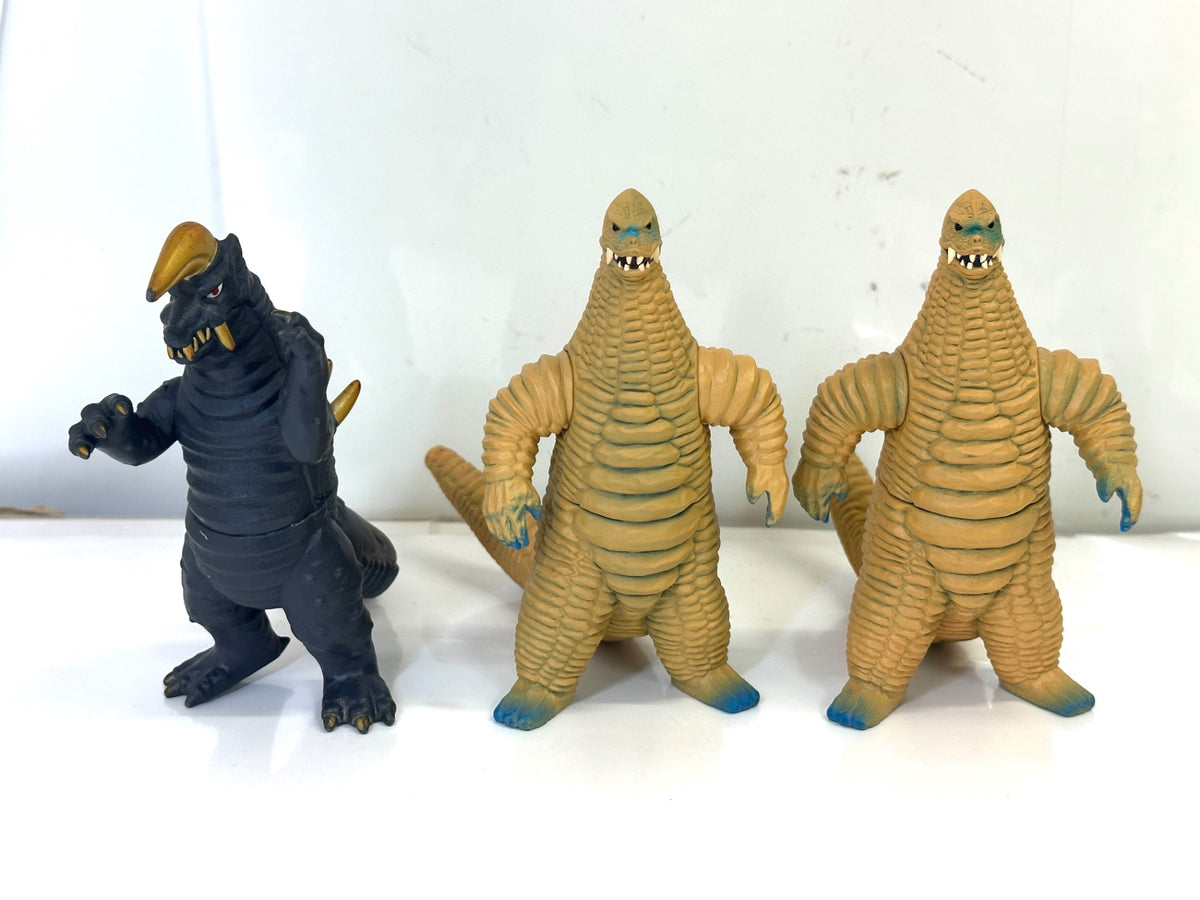 現状品 BANDAI ウルトラマン ウルトラ怪獣 ソフビフィギュア 18体セット レッドキング ブラックキング キングゴルドラス ウルトラセブン ネクサス ジュネッス オーブオリジン コスモス エクリプスモード 他 9/22