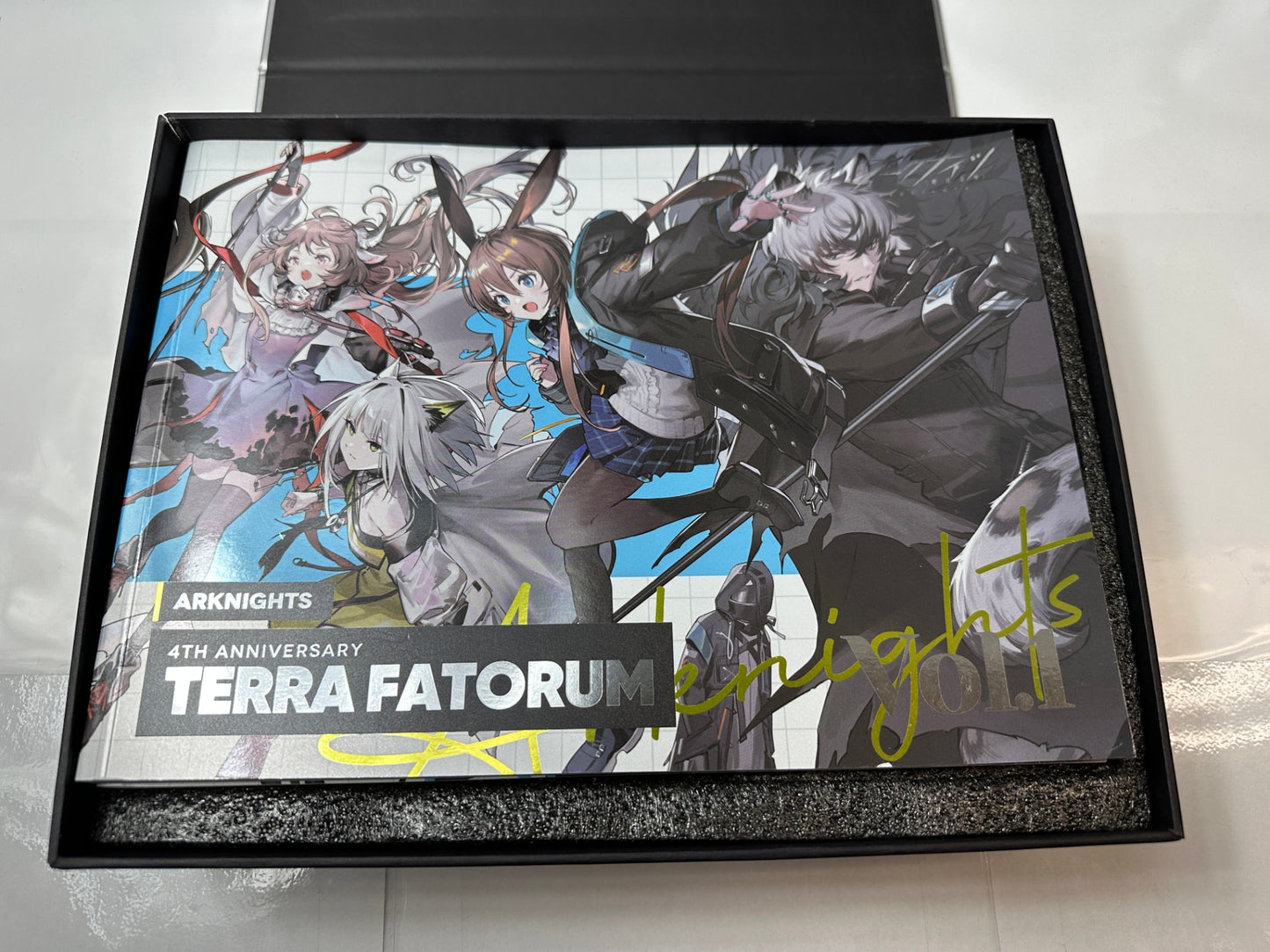 現状品 アークナイツ 4THアニバーサリー テラ・ファトーラムキット 美術設定集 Vol.1 Blu-ray BOX 特典のみ 他 2/27