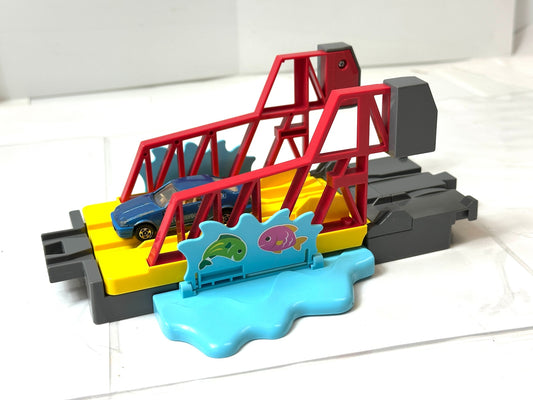 絶版 プラレール きかんしゃトーマス お魚とびだす！ バッタン橋 9/24