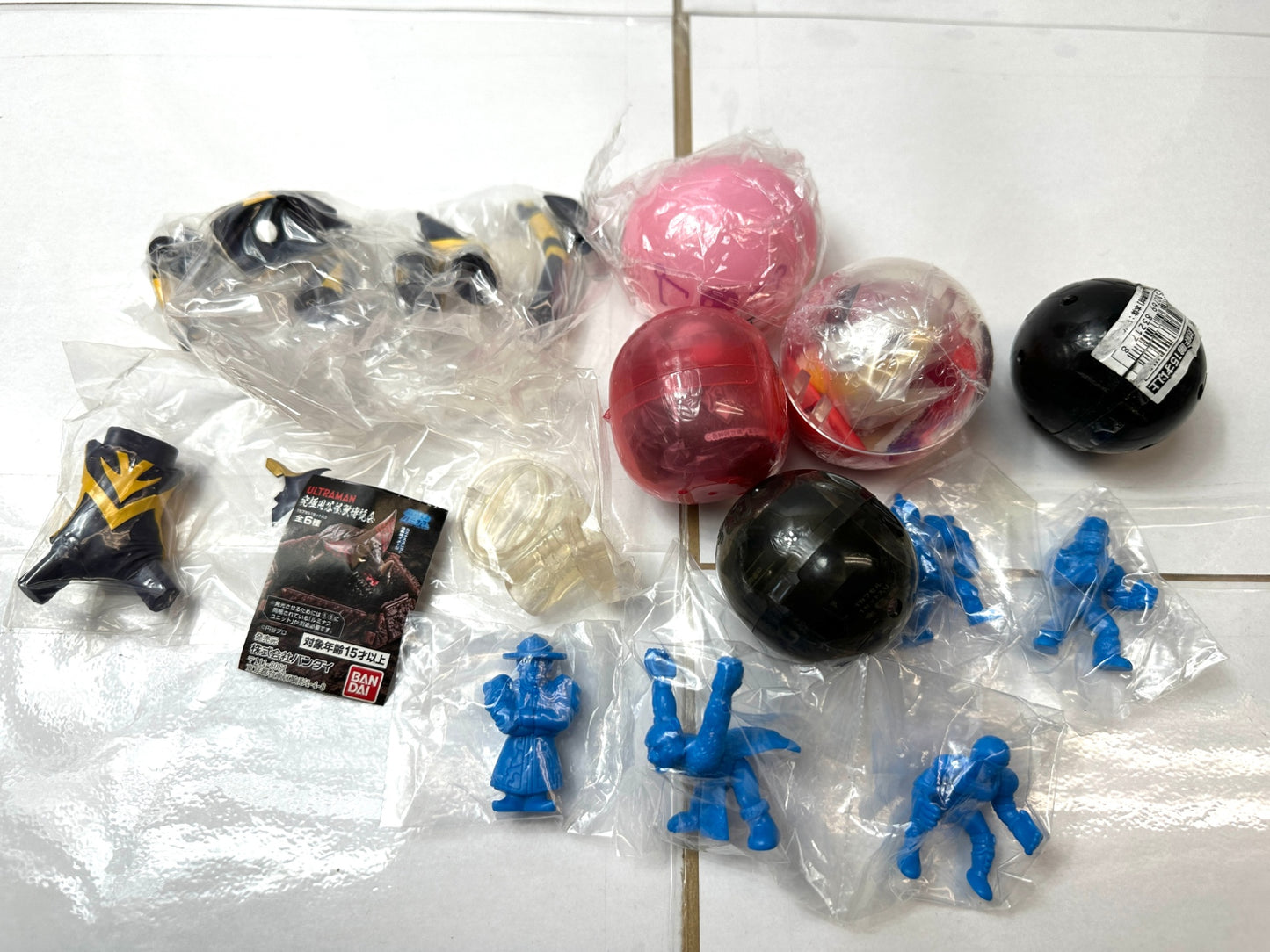 ガチャ ガチャ カプセルトイ 大量約120個 まとめセット ガンダム ウルトラマン こびとづかん 推しの子 カプセルプラレール キン肉マン等 12/30