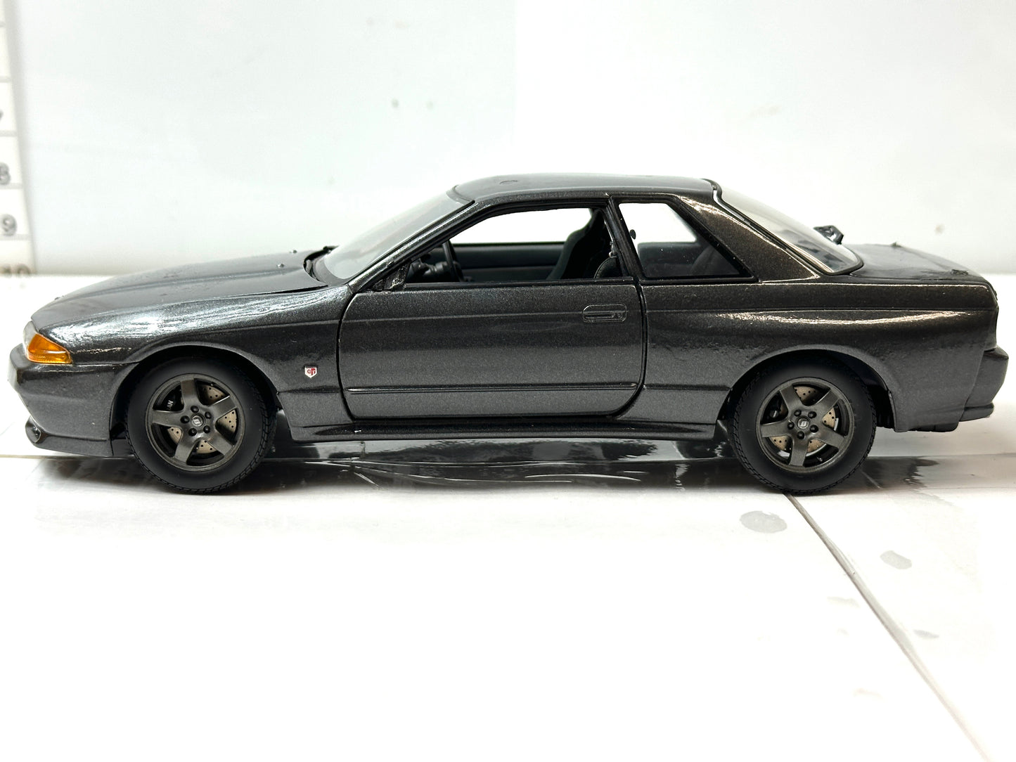 ジャンク ドアミラー リアスポイラー 破損 1/18 京商 日産スカイラインGT-R BNR32 ガングレーメタリック R32 ミニカー 12/26