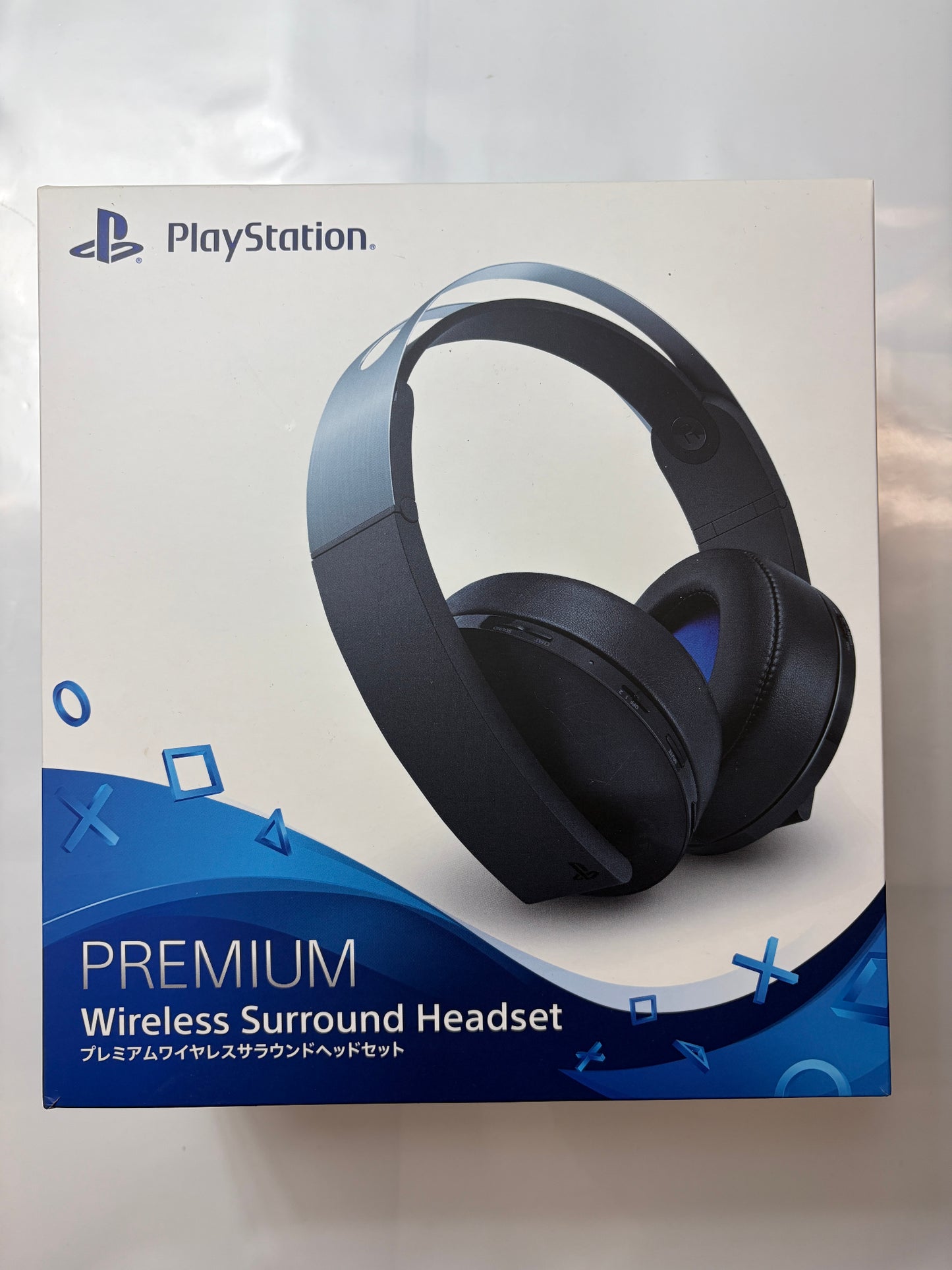 プレミアムワイヤレスサラウンドヘッドセット (CUHJ-15005)　PS4