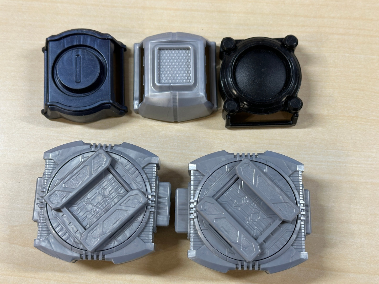 現状品 仮面ライダー 変身ベルト ベルト帯 大量まとめセット 鎧武ドライバー デザイアドライバー ウイザードドライバー 他 2/2