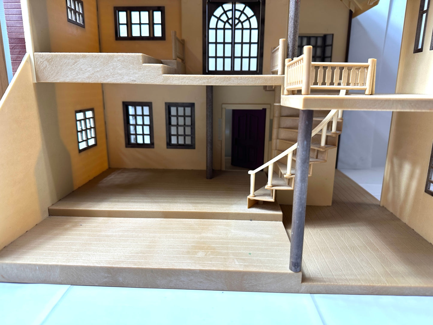 現状品 ジャンク扱い エポック社 シルバニアファミリー オークウッドマナーハウス 人形 小物 まとめセット 10/16