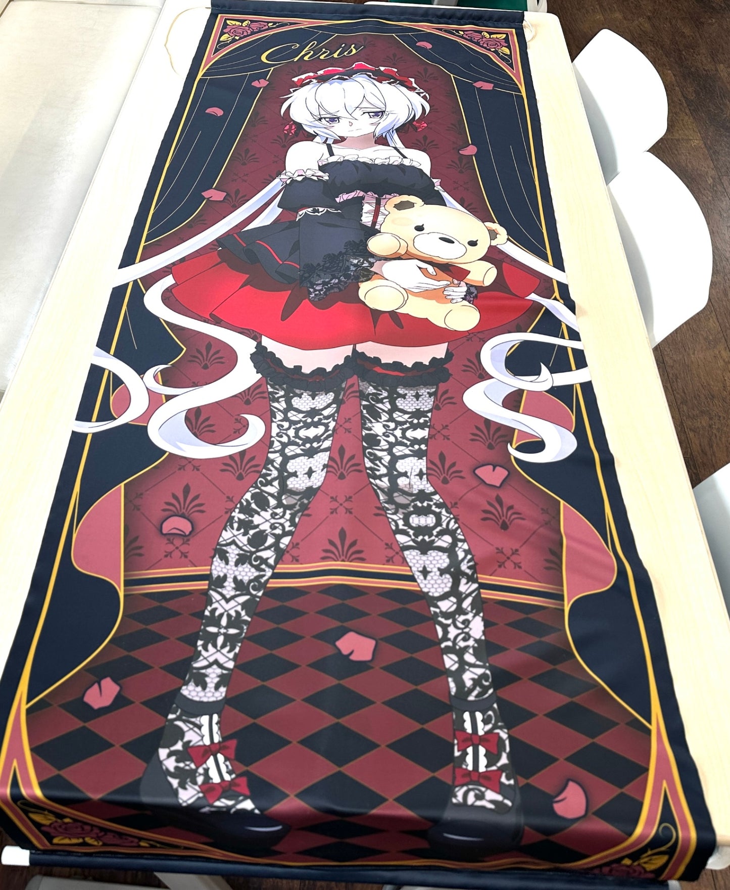 現状品 戦姫絶唱シンフォギアXV ドン・キホーテ 雪音クリス 描き下ろし等身大タペストリー ゴシックドレスver. 6/8