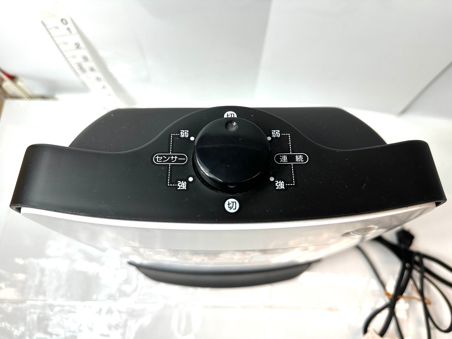 現状品 動作確認済み 山善 YAMAZEN 人感センサー付きセラミックファンヒーター DSK-TK12(W) 2022年製 11/1