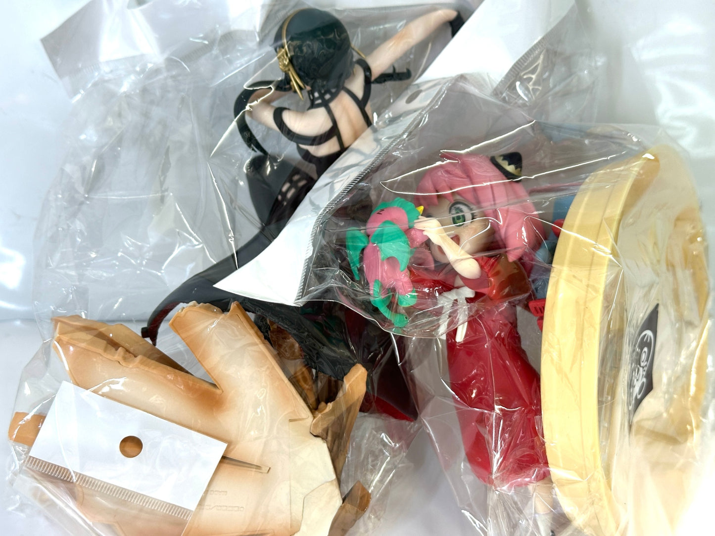 現状品 SPY×FAMILY フィギュア まとめセット アーニャ多め ヨル・フォージャー ロイド・フォージャー ⼩物入れ付きフィギュア Qposket  プチエット アーニャ&ボンドアーニャ&ボンド 5/9