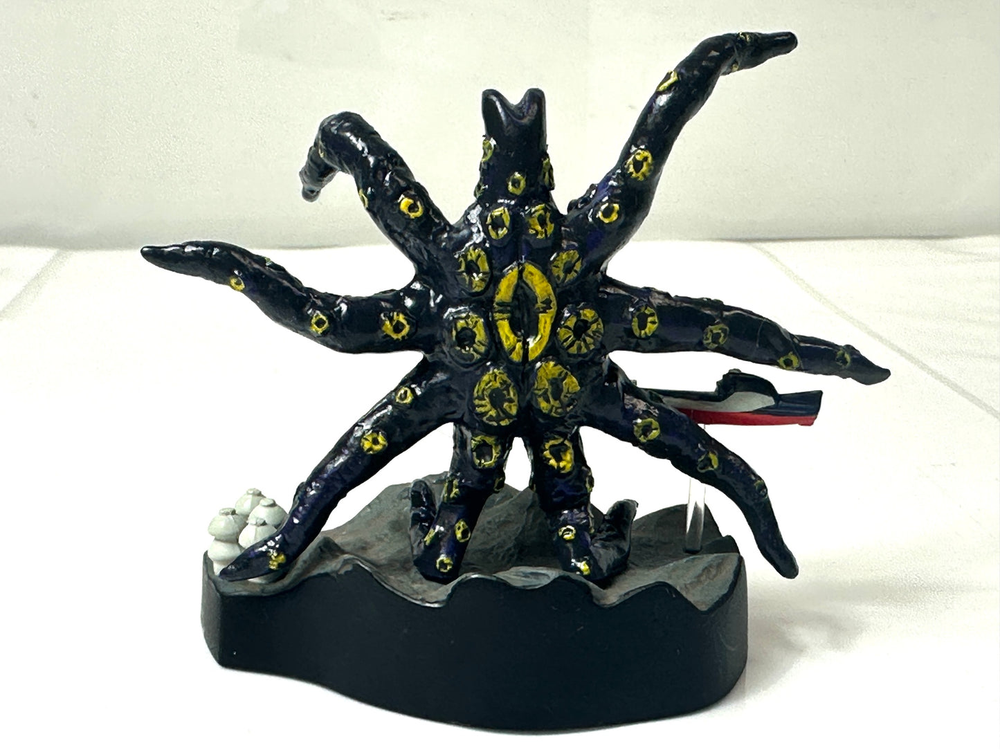 現状品ウルトラ怪獣名鑑７個セット 1/8計画 散歩する惑星 悪魔の住む花 明日を探せ 湖の秘密 ノンマルトの使者 空間X脱出 9/29