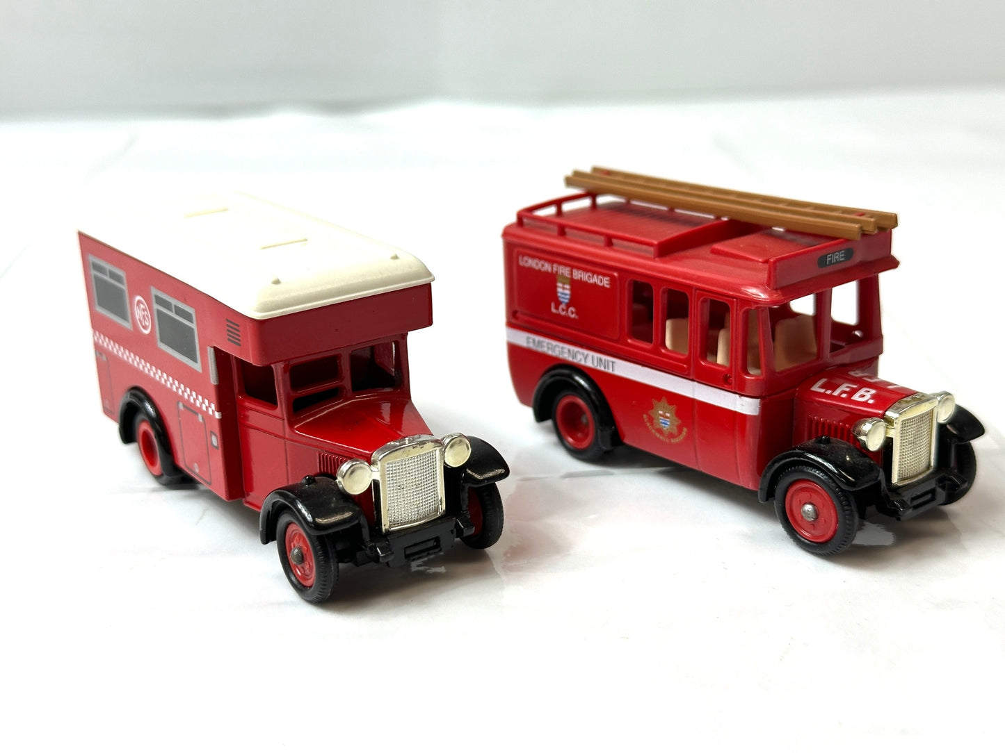 LLEDO レド社製 ミニカー デニスデリバリー＆消防車イギリス 2個セット 10/3